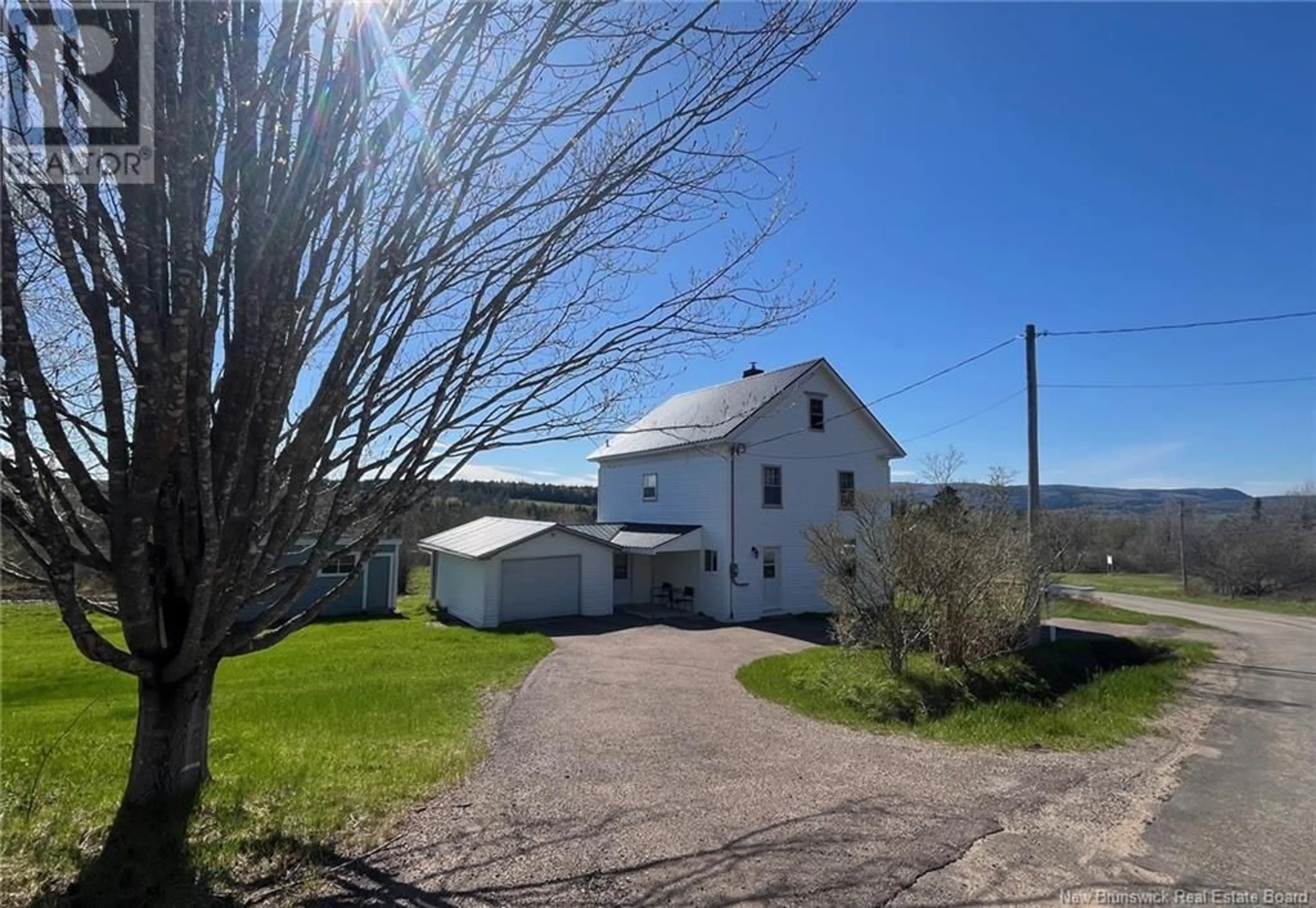A pic from outside/outdoor area/front of a property/back of a property/a pic from drone, unknown for 386 ROUTE 915, Harvey Bank New Brunswick E4H2M2