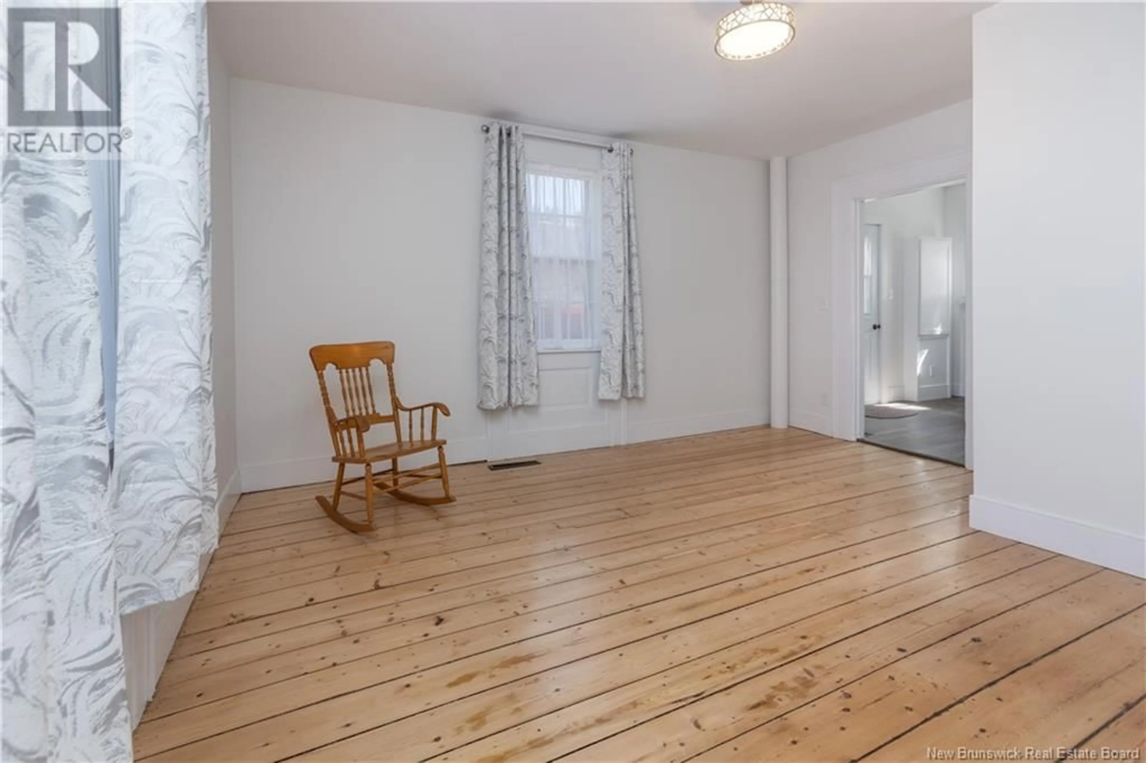 A pic of a room for 386 Route 915, Harvey Bank New Brunswick E4H2M2