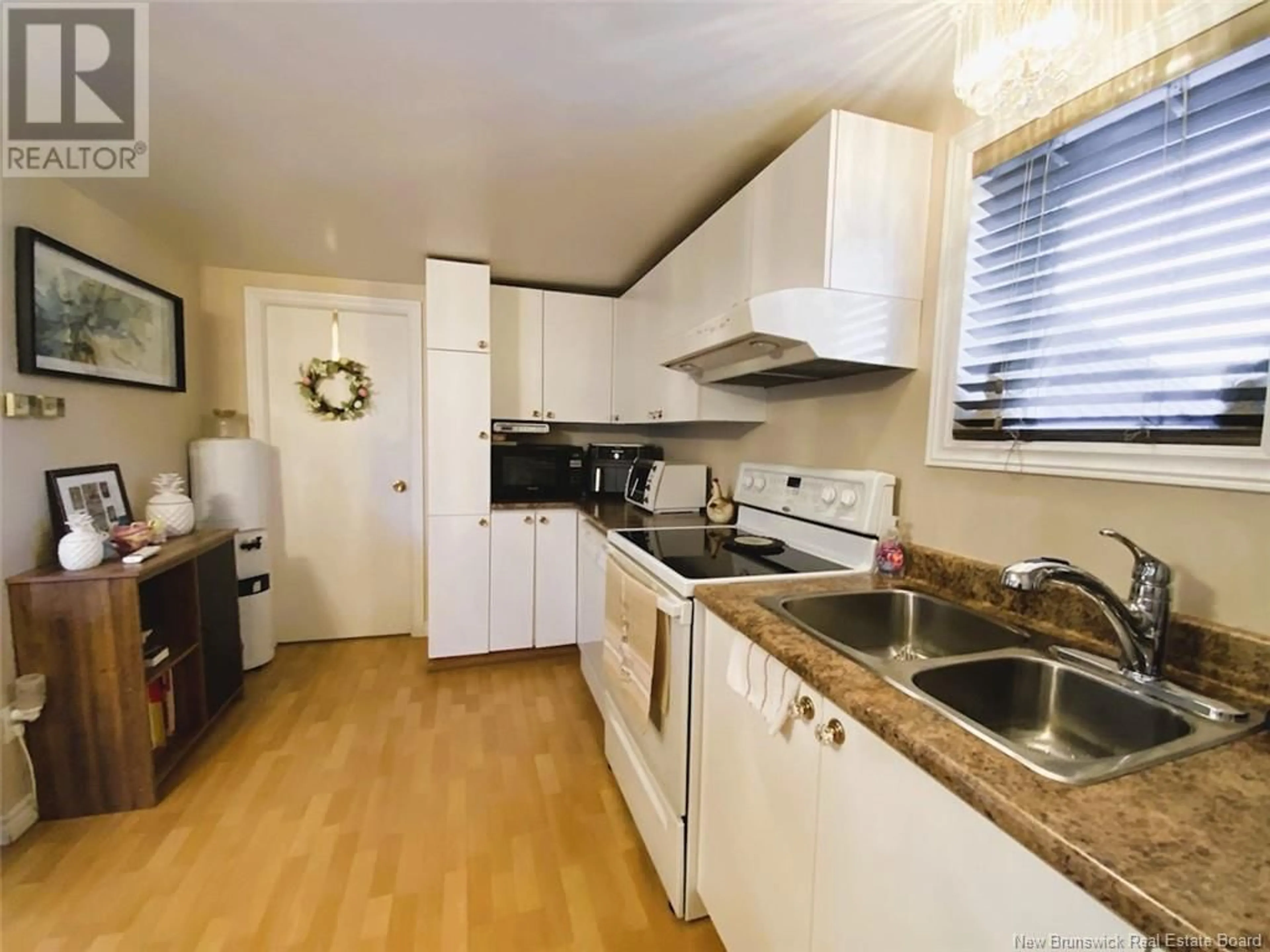 Standard kitchen, wood/laminate floor for 27 ST-MICHEL ROAD, Saint-Jacques New Brunswick E7B2H1