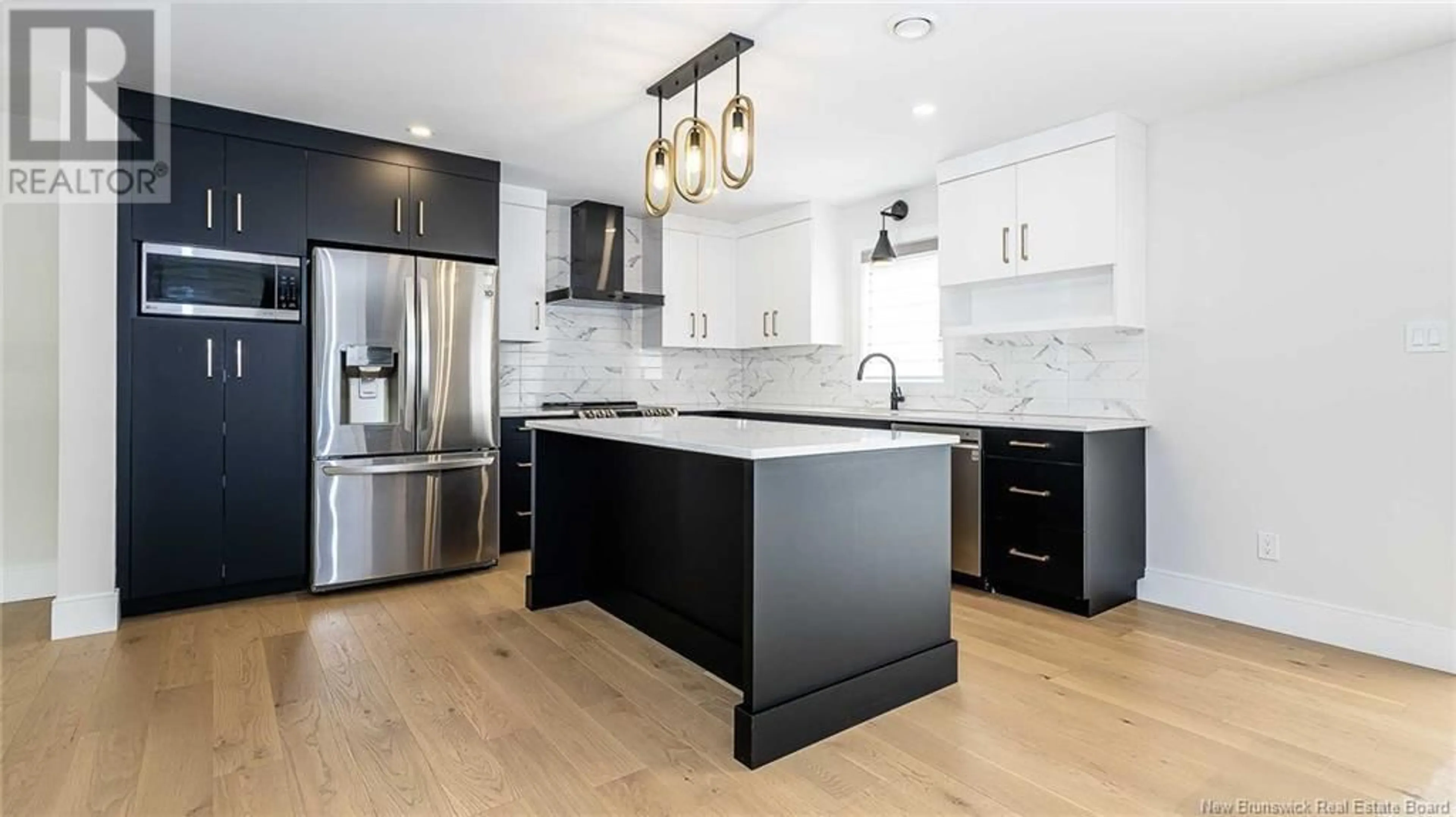 Contemporary kitchen, unknown for 226 LEOPOLD F. BELLIVEAU DRIVE, Moncton New Brunswick E1A9N9