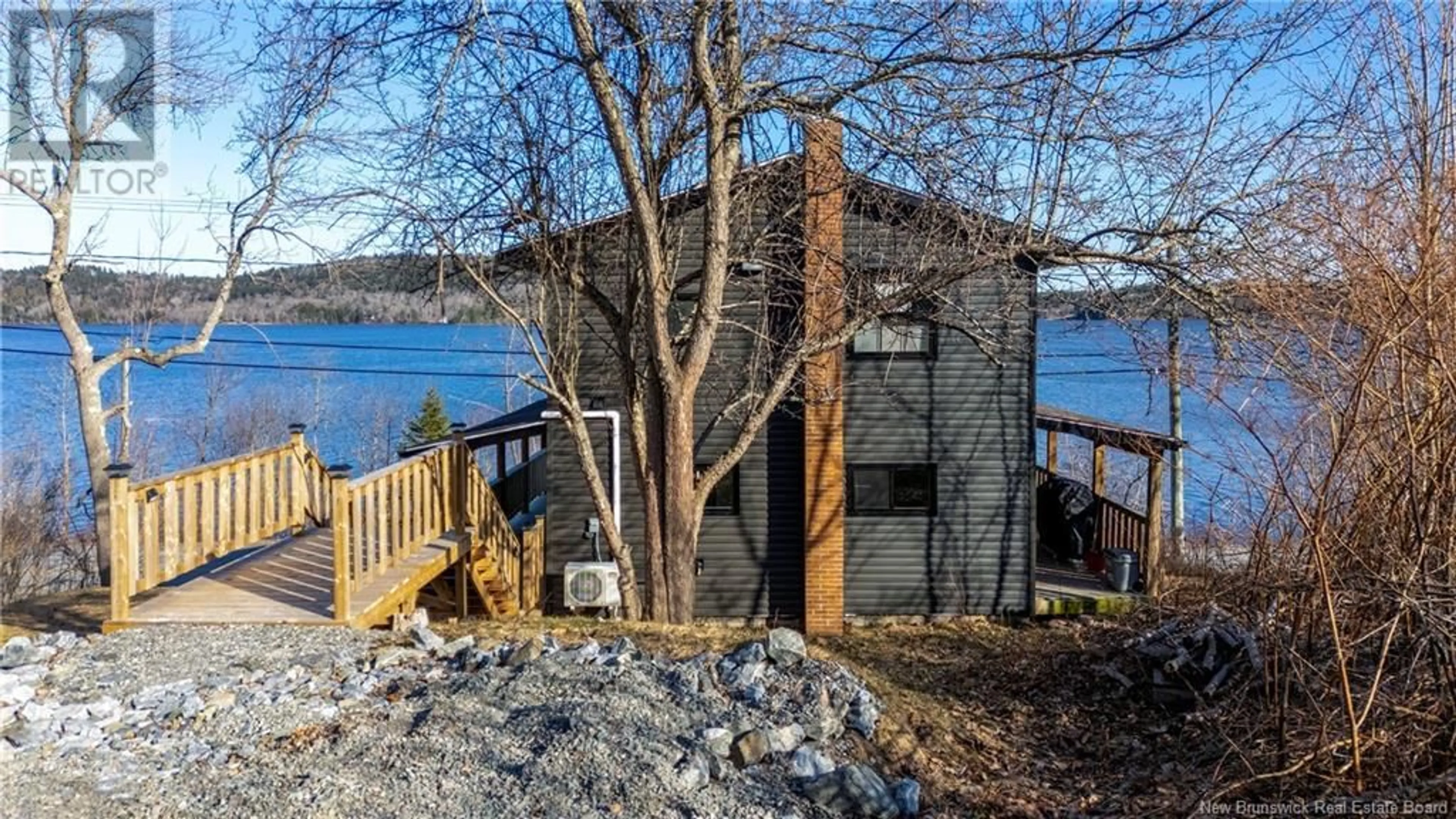 Shed for 8980 ROUTE 102, Grand Bay-Westfield New Brunswick E2M7B6
