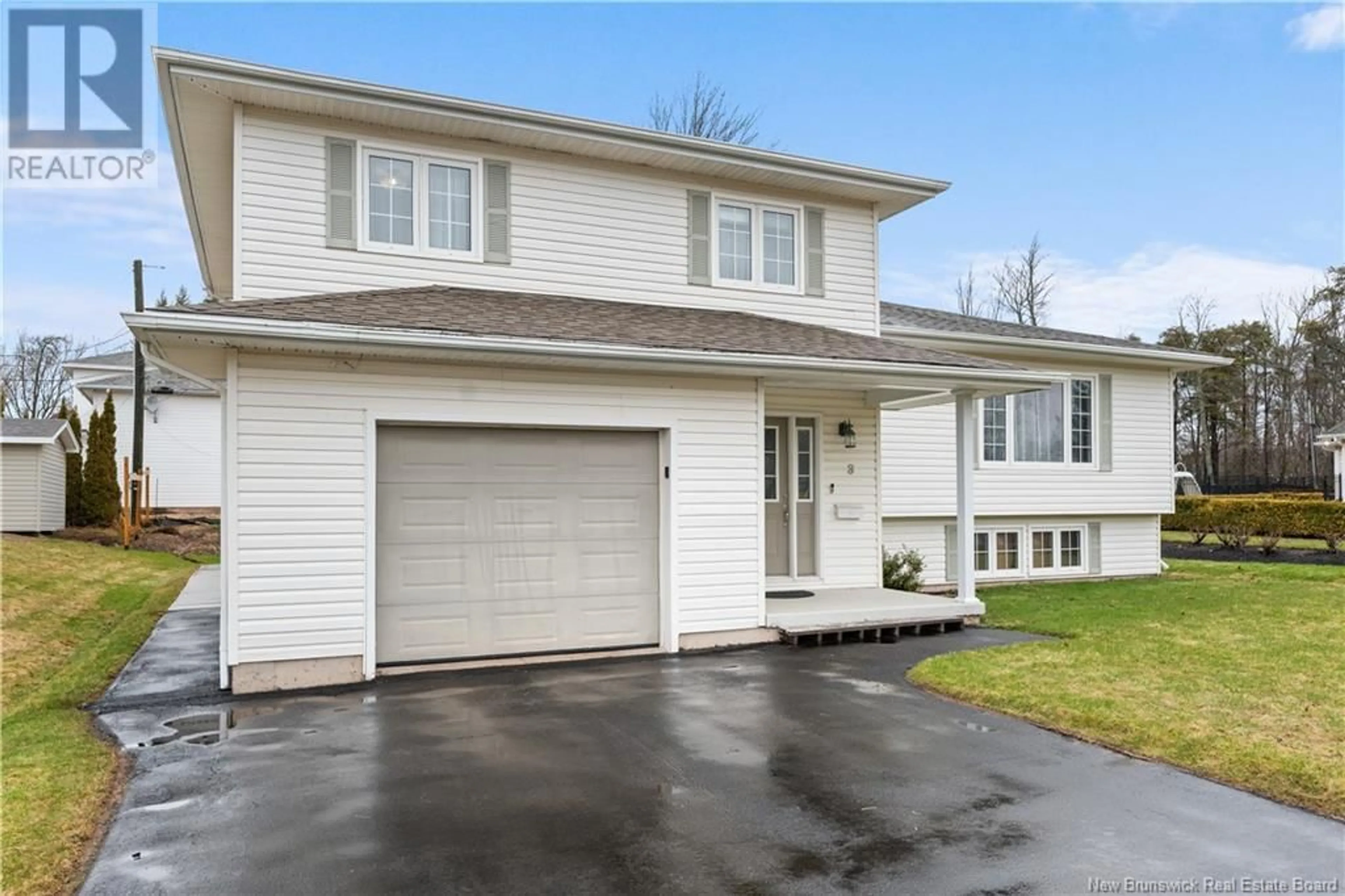 Home with vinyl exterior material, street for 3 COUNTRY CLUB ROAD, Riverview New Brunswick E1B4W7