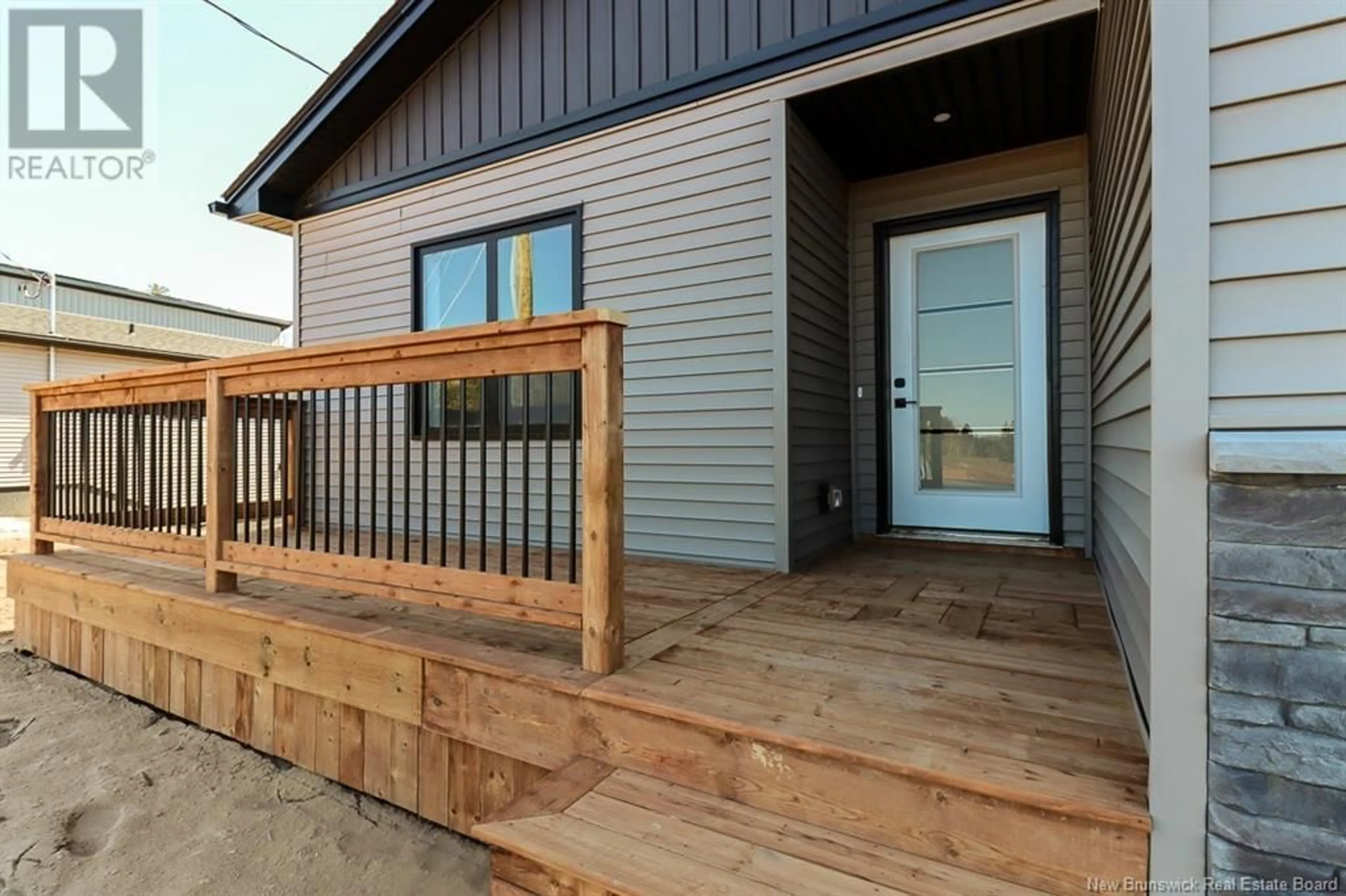Patio, street for 15 BELLBOTTOM WAY, Quispamsis New Brunswick E2G0M8