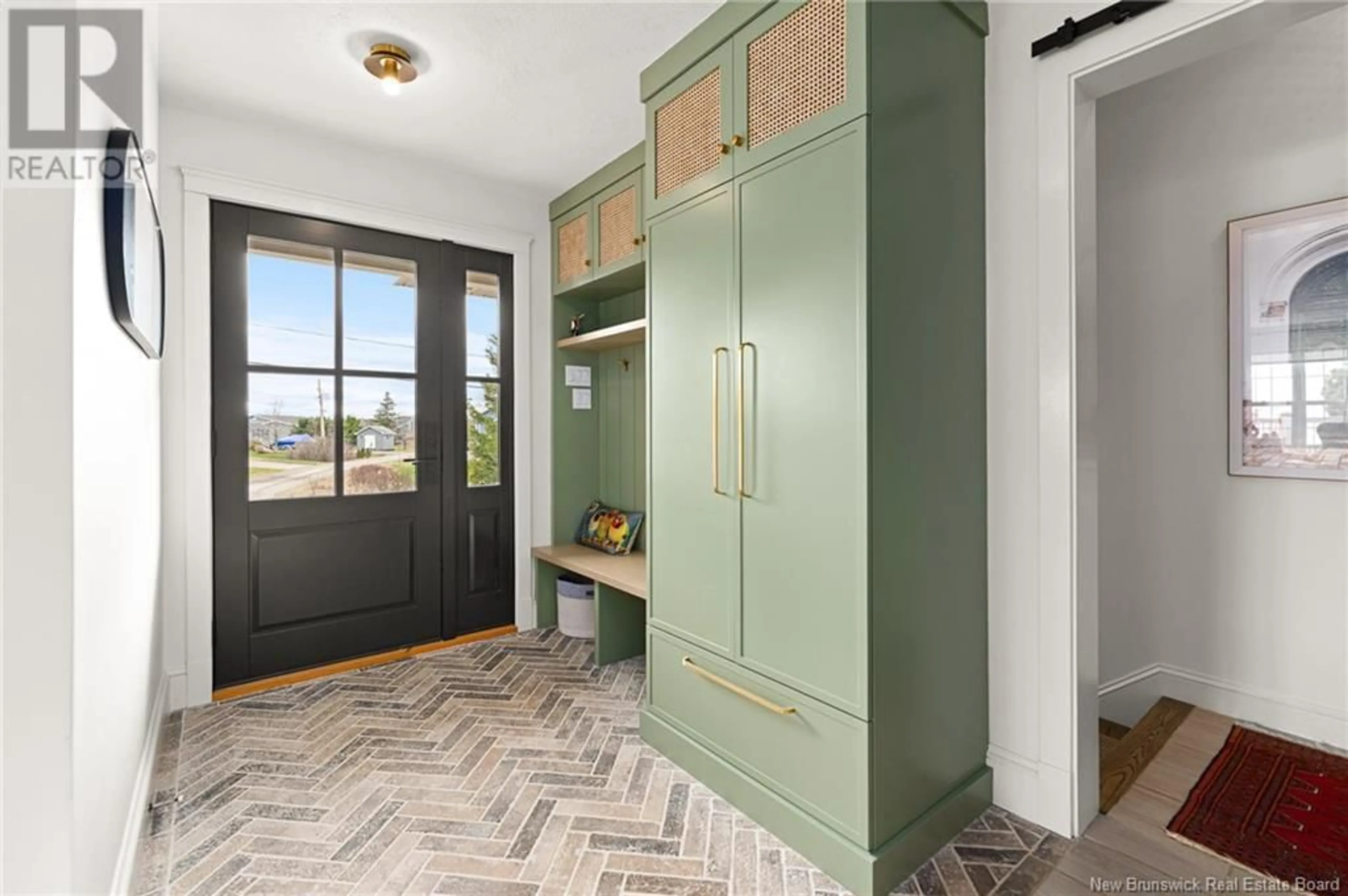 Indoor entryway for 75 LOUIS-A-CHARLES STREET, Grande-Digue New Brunswick E4R4S5