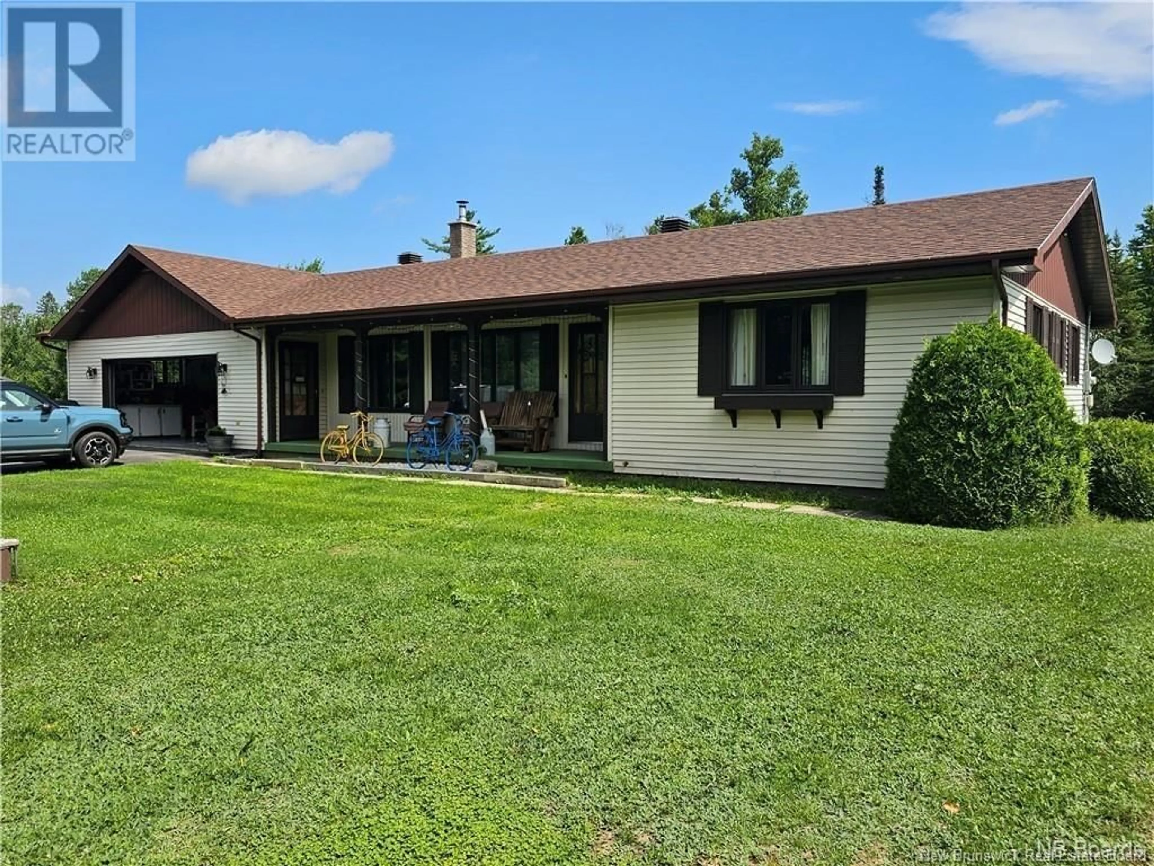 A pic from outside/outdoor area/front of a property/back of a property/a pic from drone, water/lake/river/ocean view for 460 PETRIE, North Tetagouche New Brunswick E2A4Y9