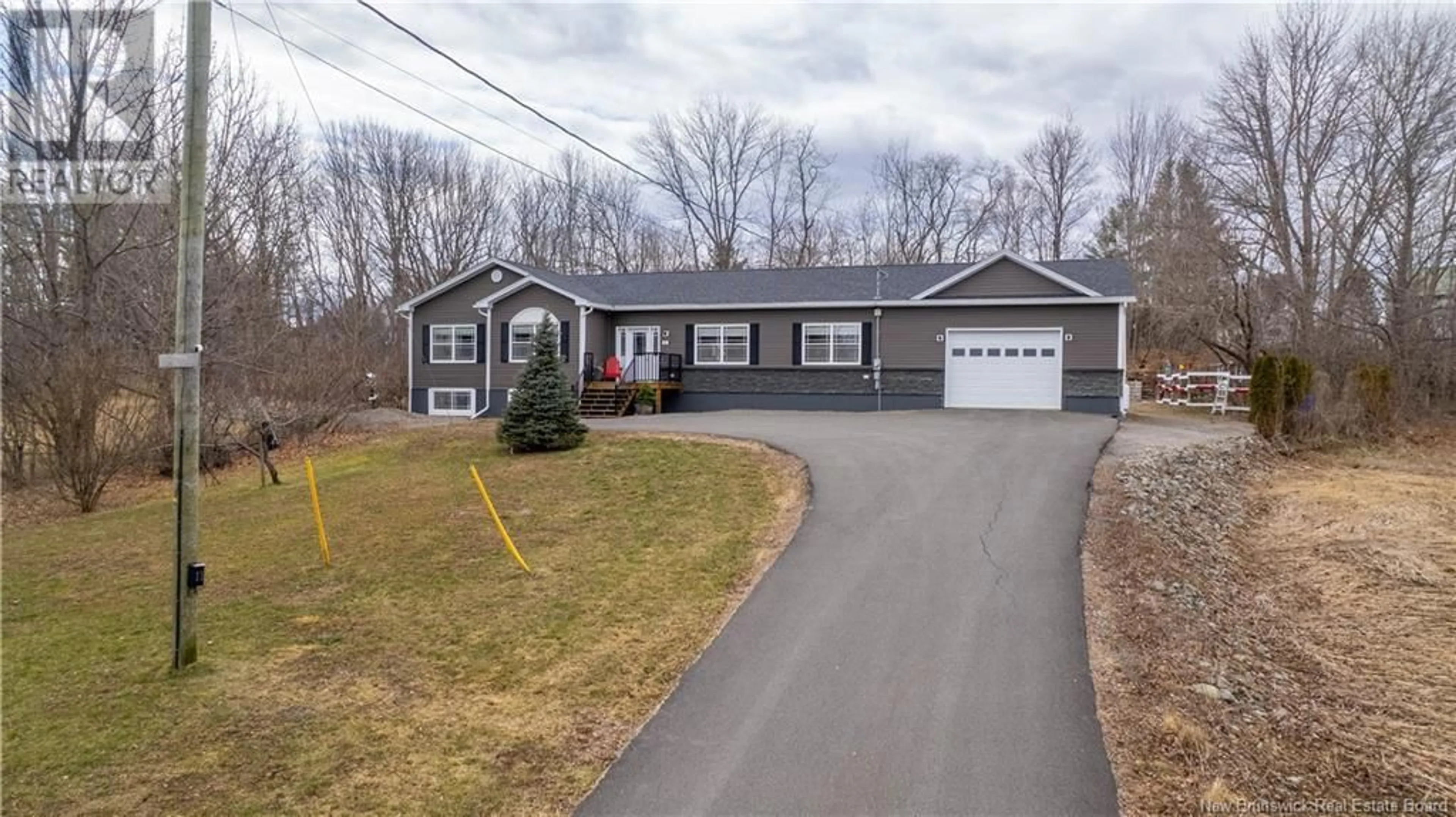 Unknown for 11 QUEENSWAY WAY, St. Stephen New Brunswick E3L1L1
