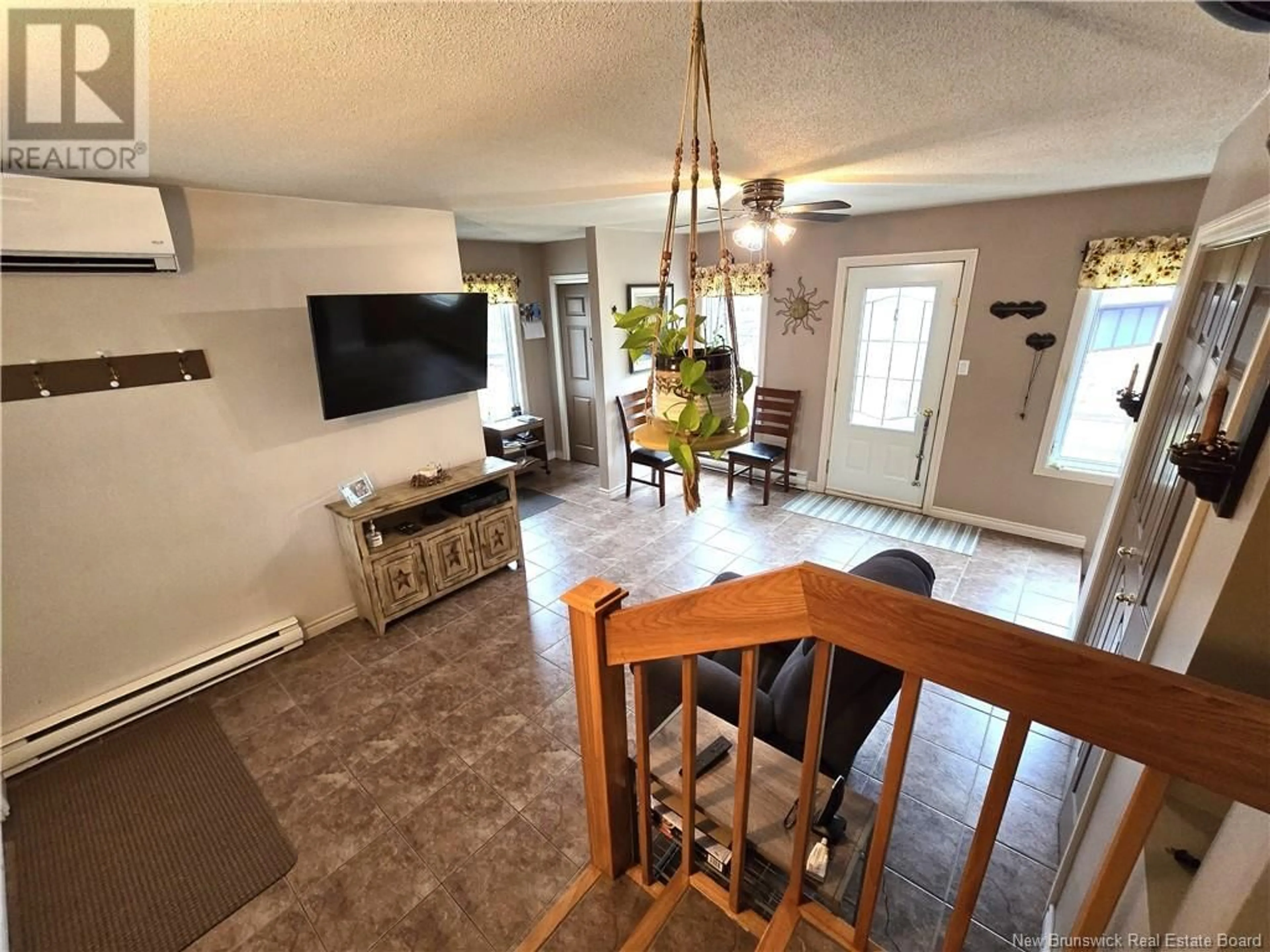 A pic of a room for 2095 COMMERCIALE STREET, Saint-François-de-Madawaska New Brunswick E7A1B3