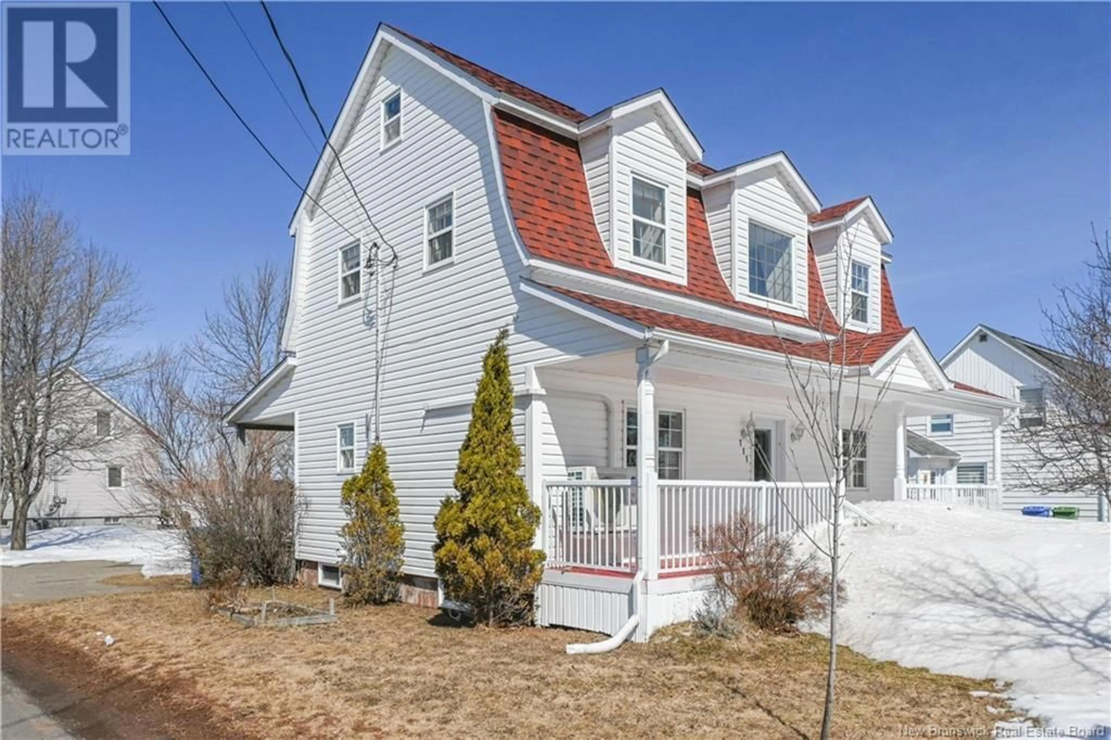 Home with vinyl exterior material, street for 111 DEGRÂCE STREET, Shippagan New Brunswick E8S1H1