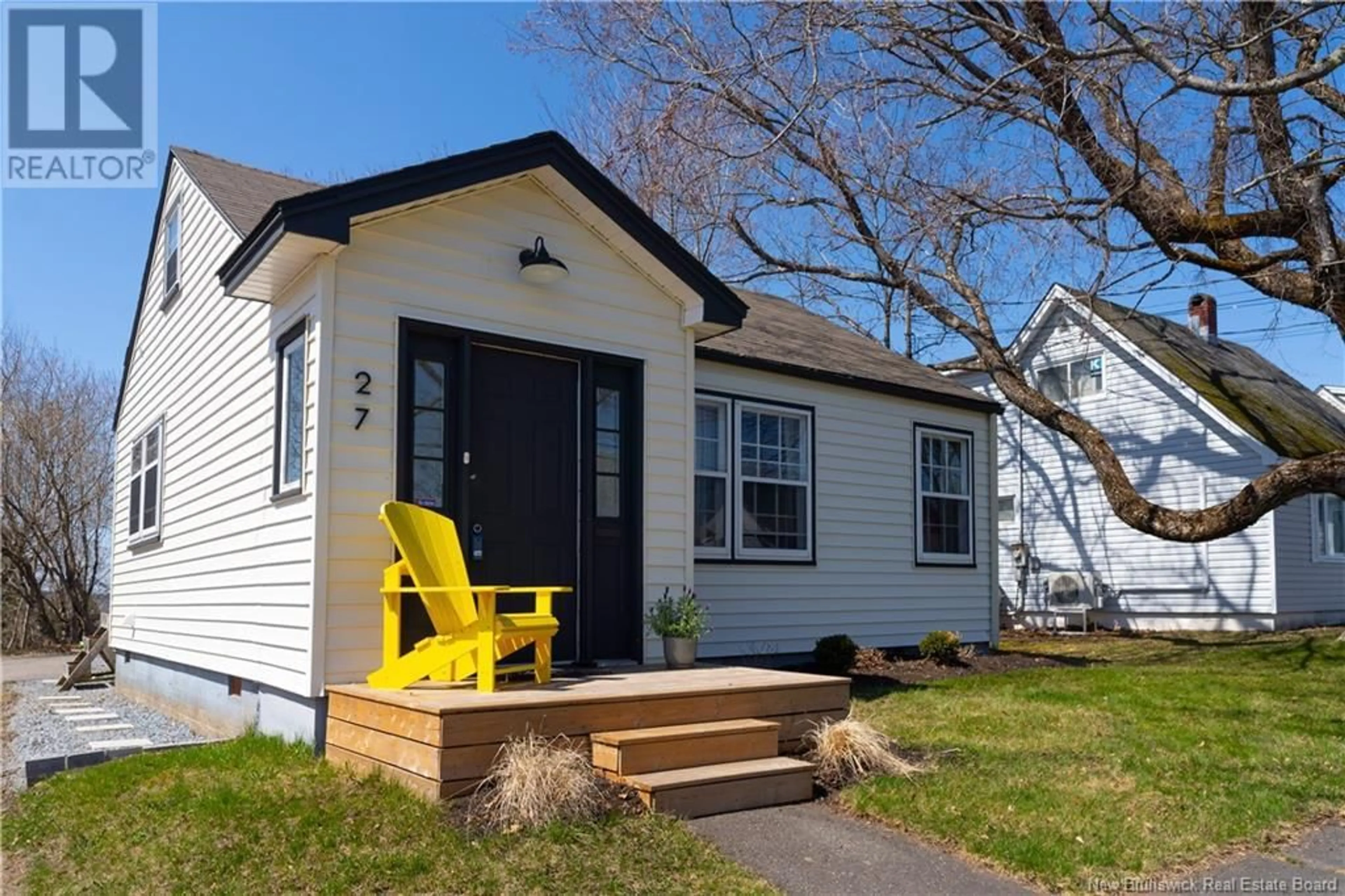 Home with vinyl exterior material, street for 27 PUGSLEY AVENUE, Saint John New Brunswick E2K2X1