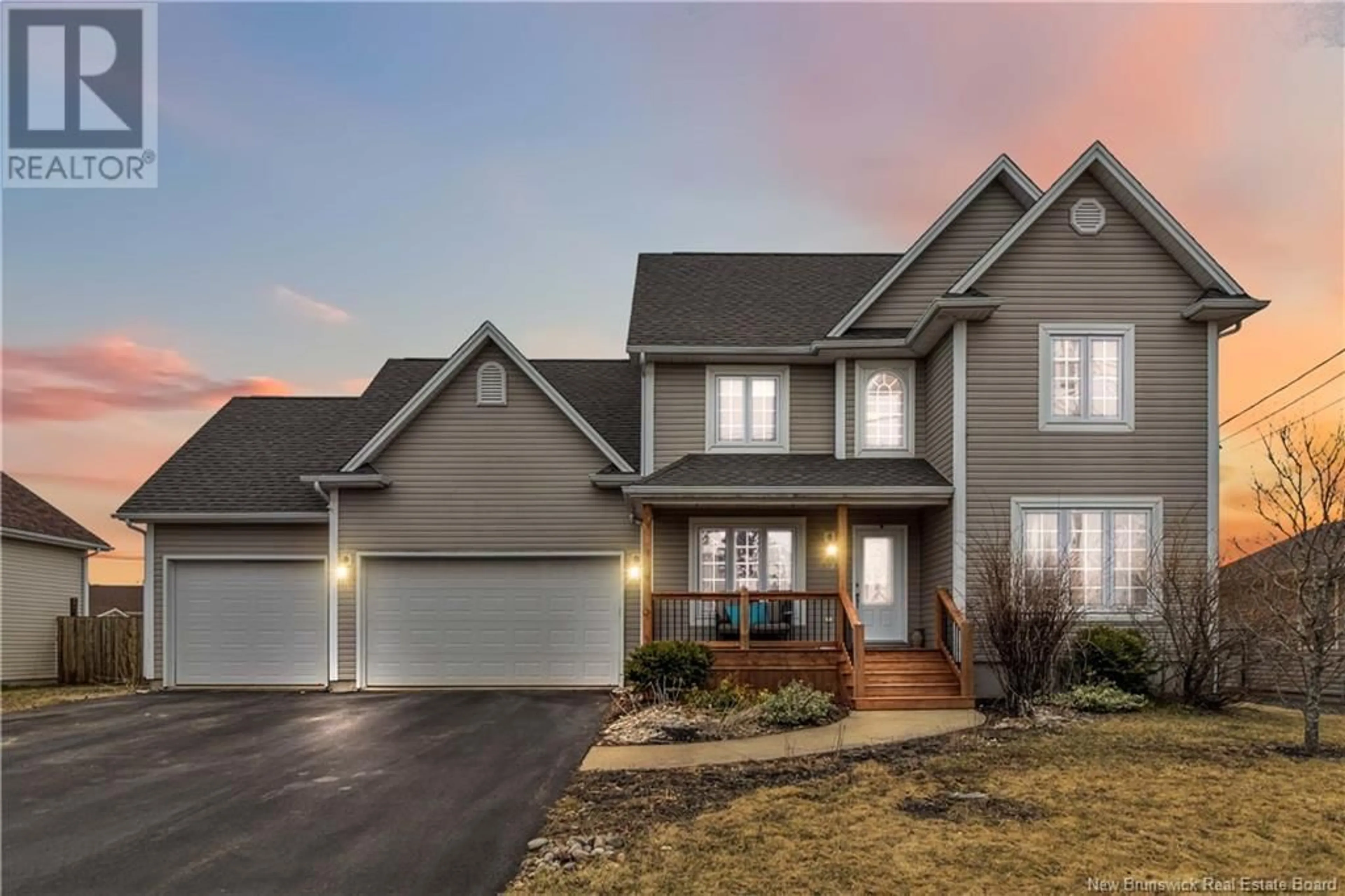 Home with vinyl exterior material, street for 34 OAK RIDGE DRIVE, Moncton New Brunswick E1G4Y9