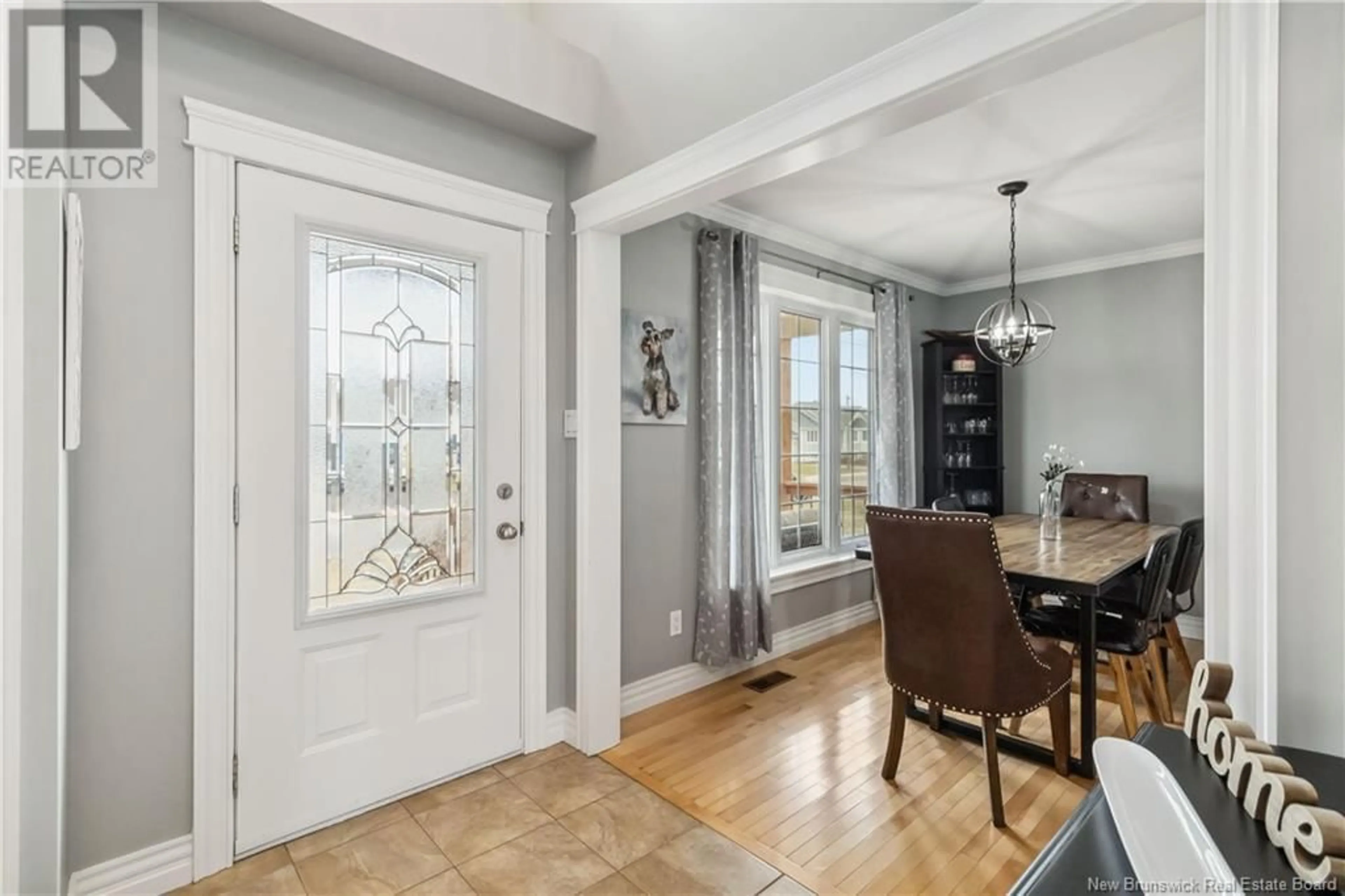 Indoor entryway for 34 OAK RIDGE DRIVE, Moncton New Brunswick E1G4Y9