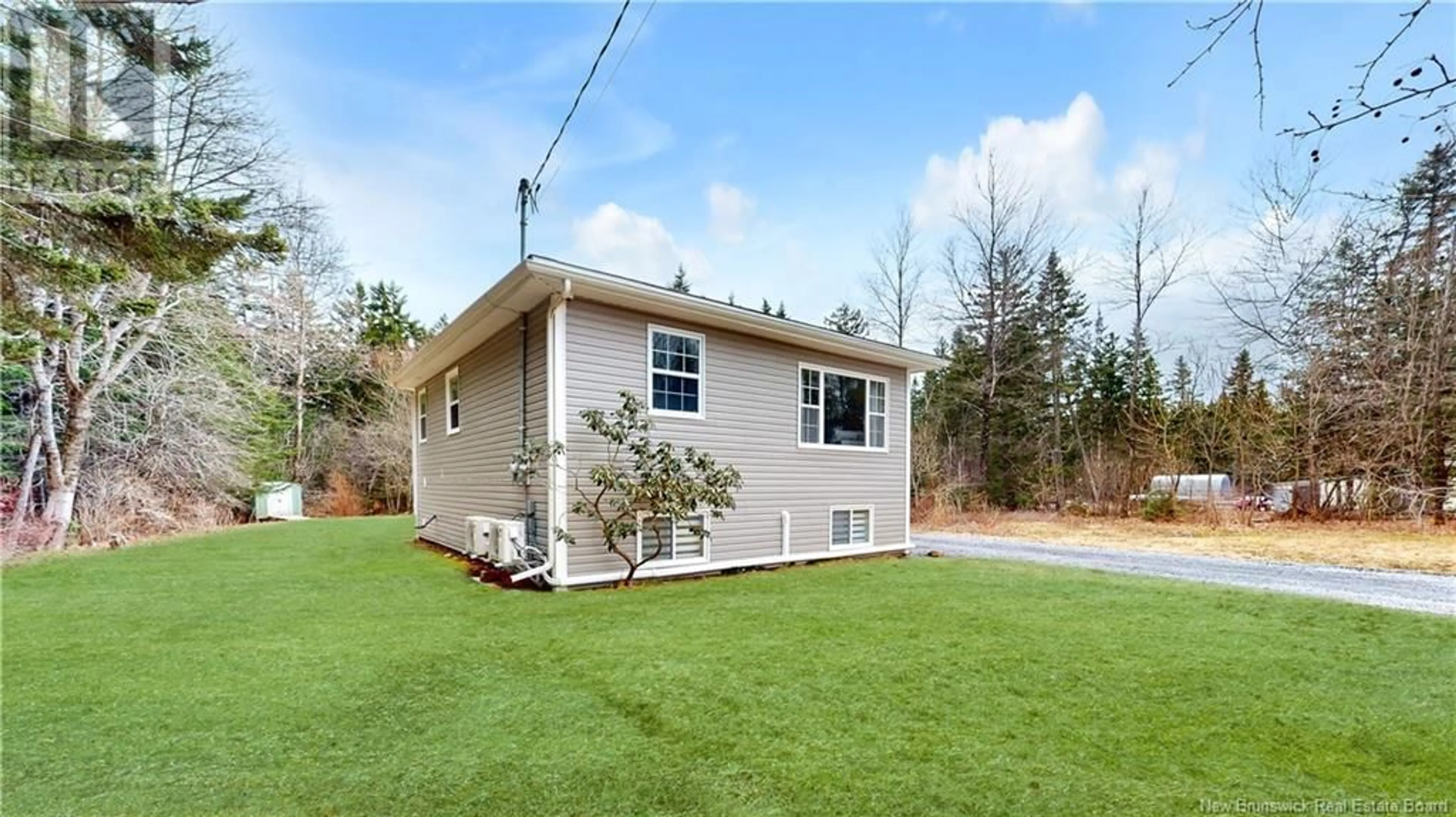 Home with vinyl exterior material, unknown for 2426 LOCH LOMOND ROAD, Saint John New Brunswick E2N1A4