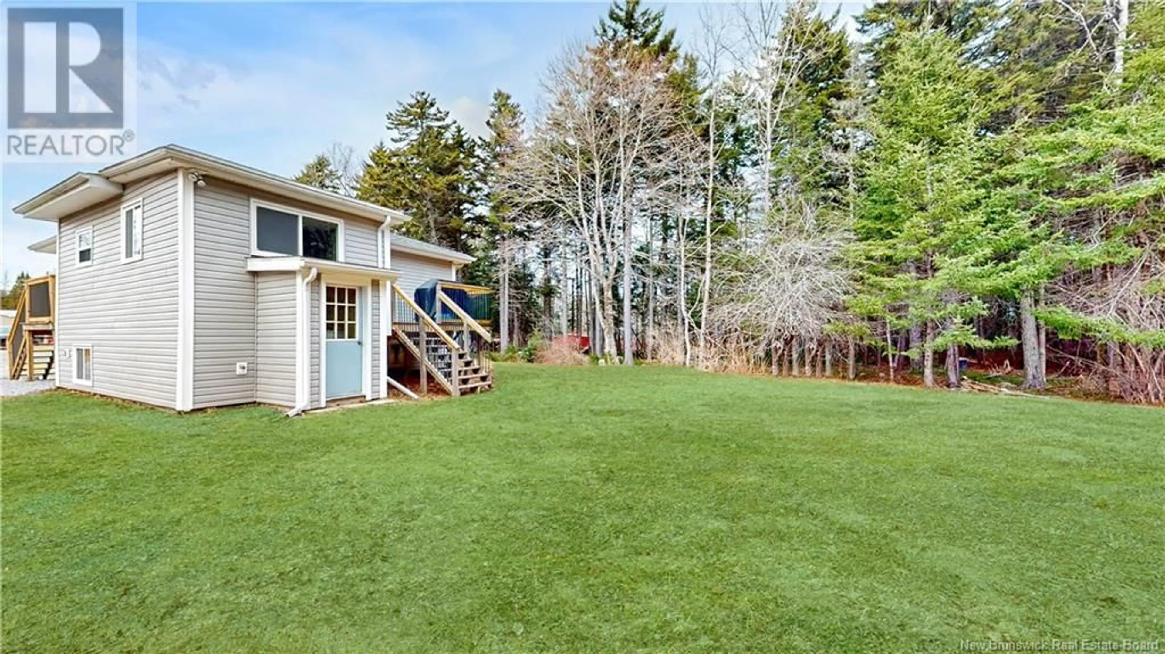 Patio, unknown for 2426 LOCH LOMOND ROAD, Saint John New Brunswick E2N1A4