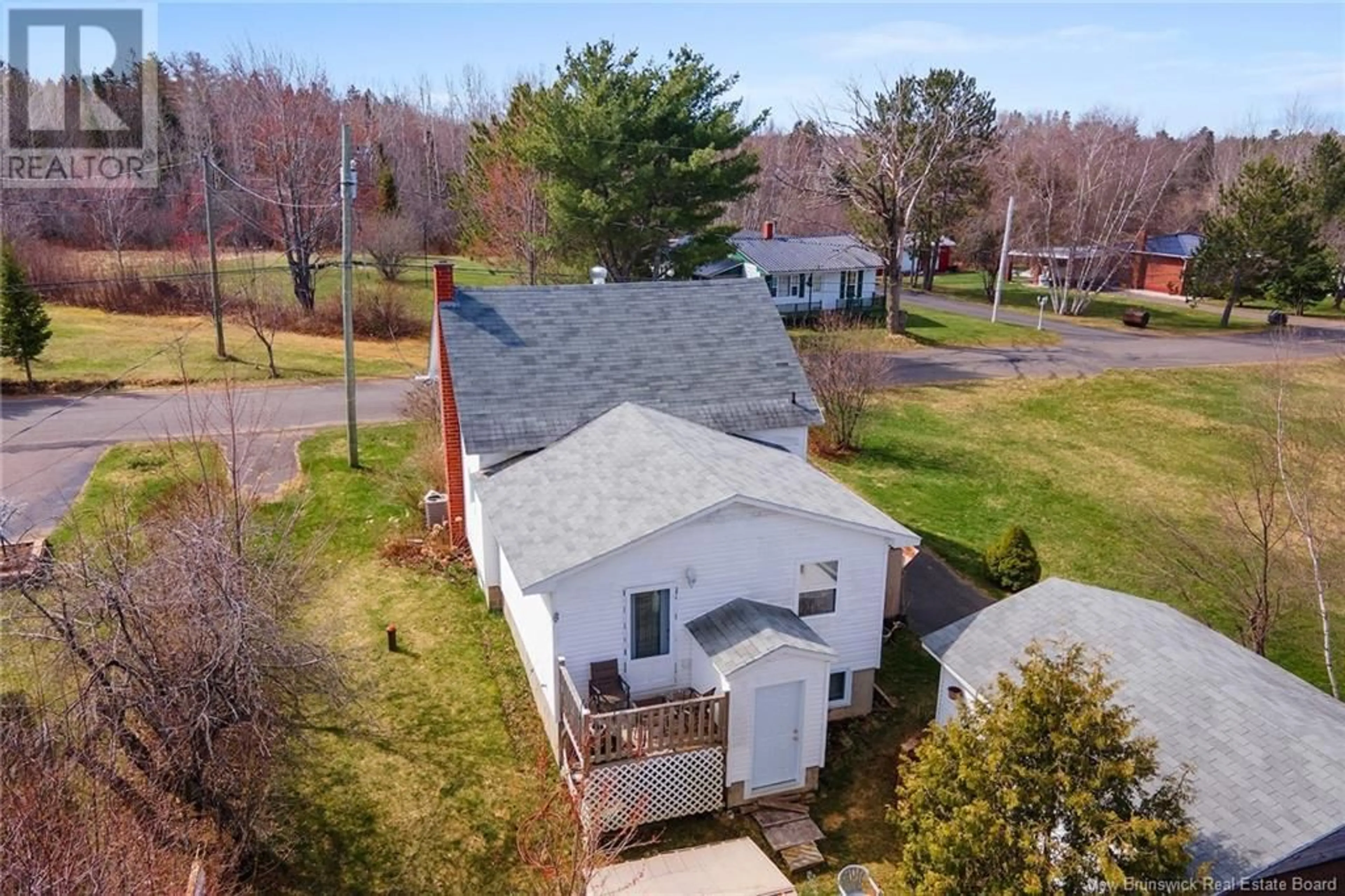 A pic from outside/outdoor area/front of a property/back of a property/a pic from drone, unknown for 79 QUEEN STREET, Chipman New Brunswick E4A2J4
