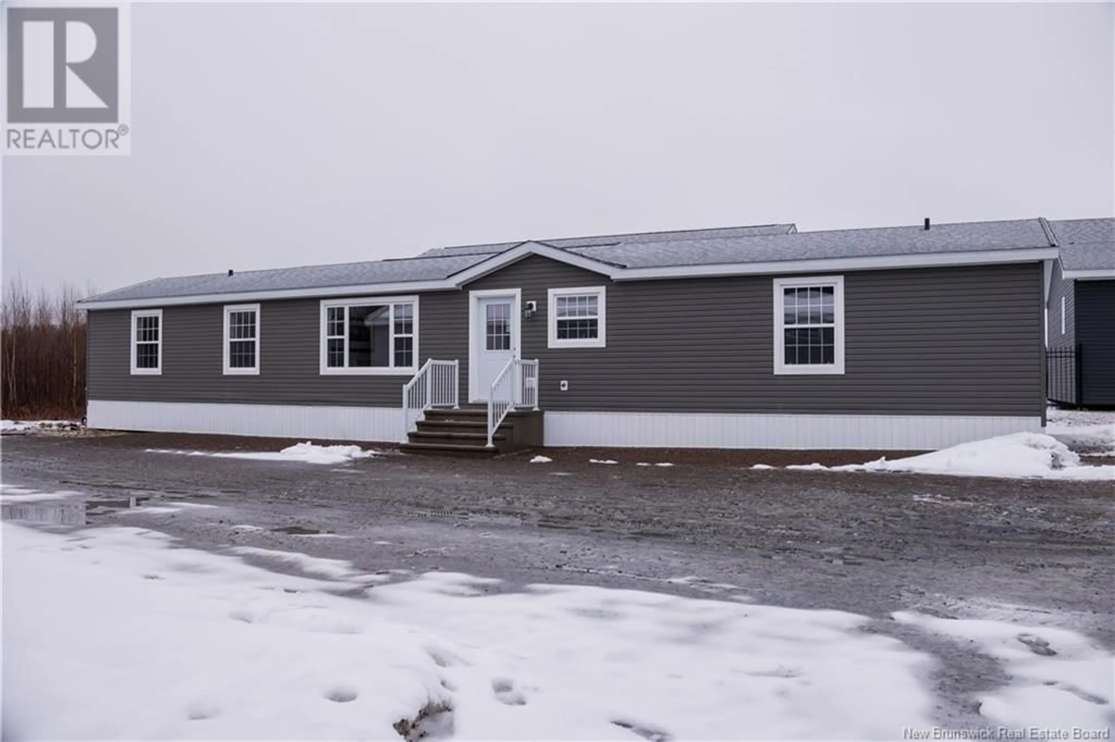 Home with vinyl exterior material, unknown for 45 LUANNE DRIVE, Lincoln New Brunswick E3B9E5