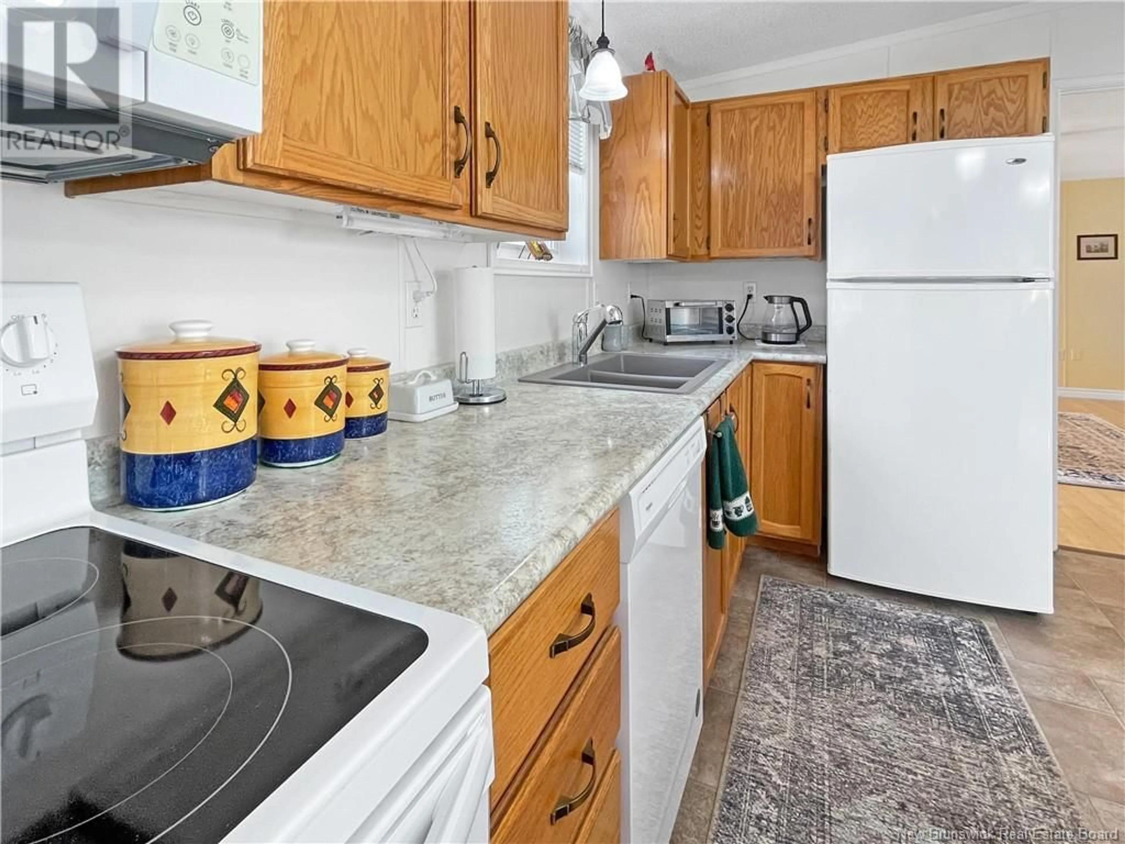 Standard kitchen, unknown for 57 MACINTOSH STREET, Fredericton New Brunswick E3C2M9