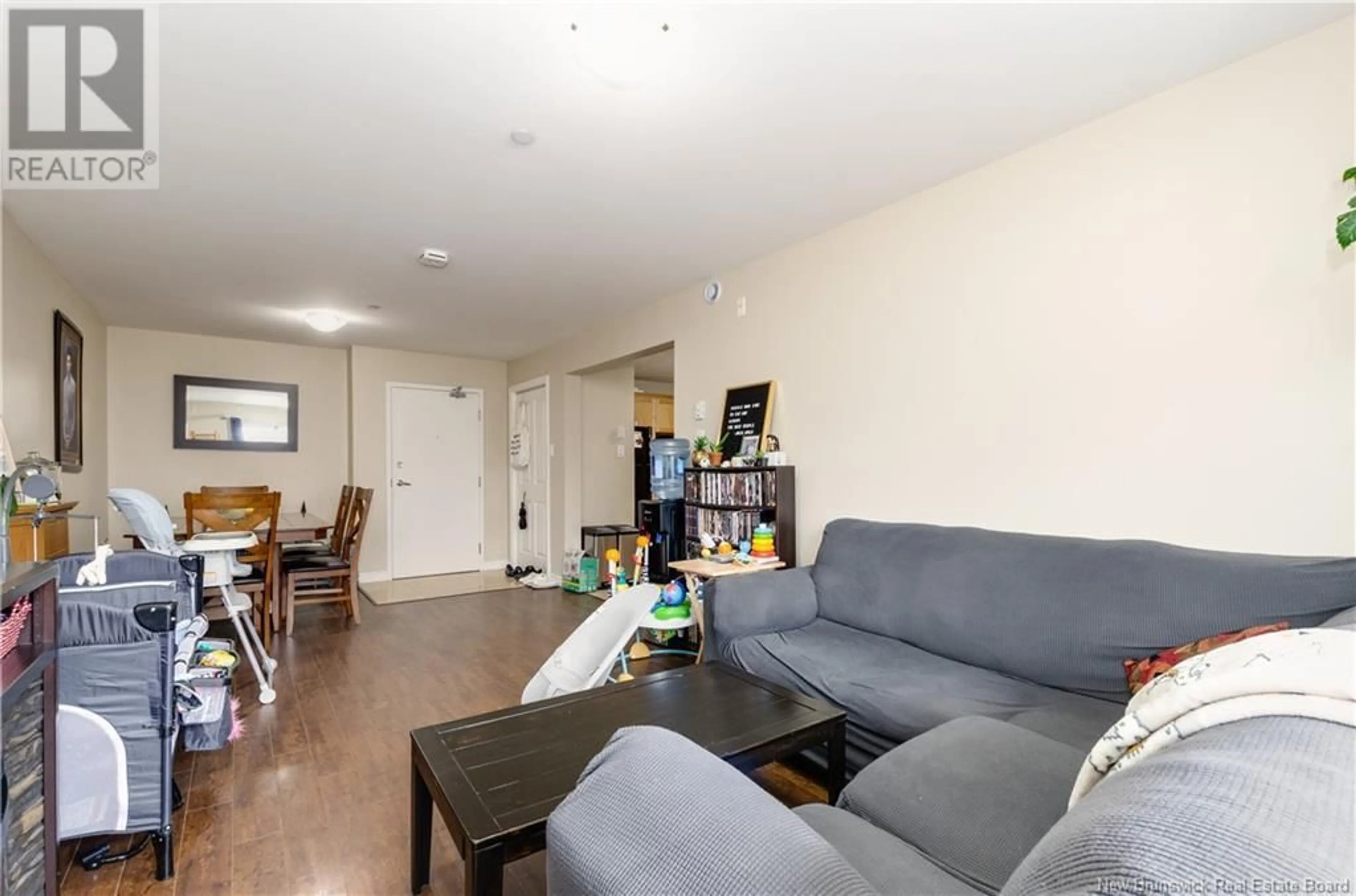 Living room with furniture, unknown for 207 - 33 SIFROI, Dieppe New Brunswick E1A1L6
