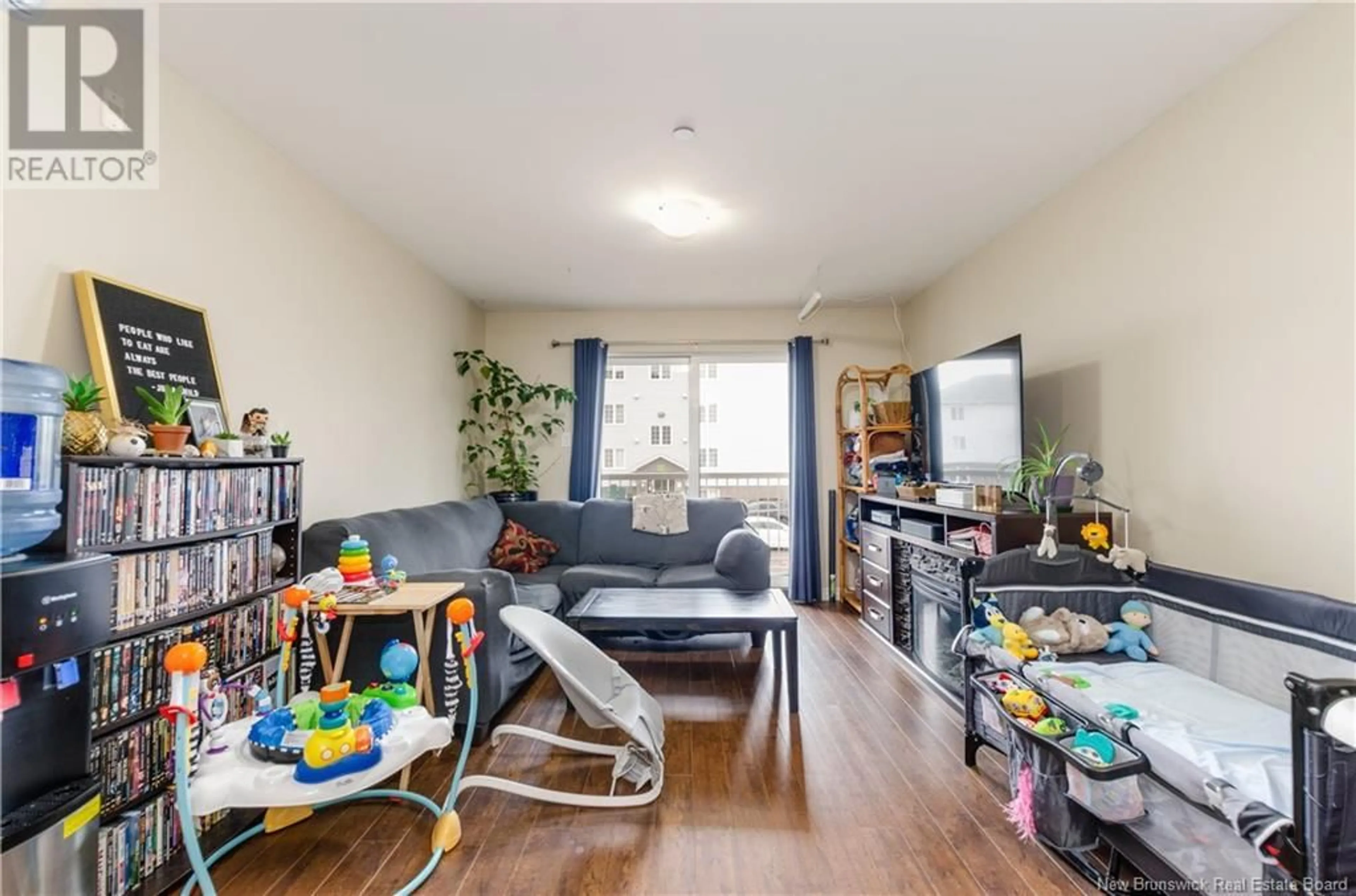 Living room with furniture, unknown for 207 - 33 SIFROI, Dieppe New Brunswick E1A1L6
