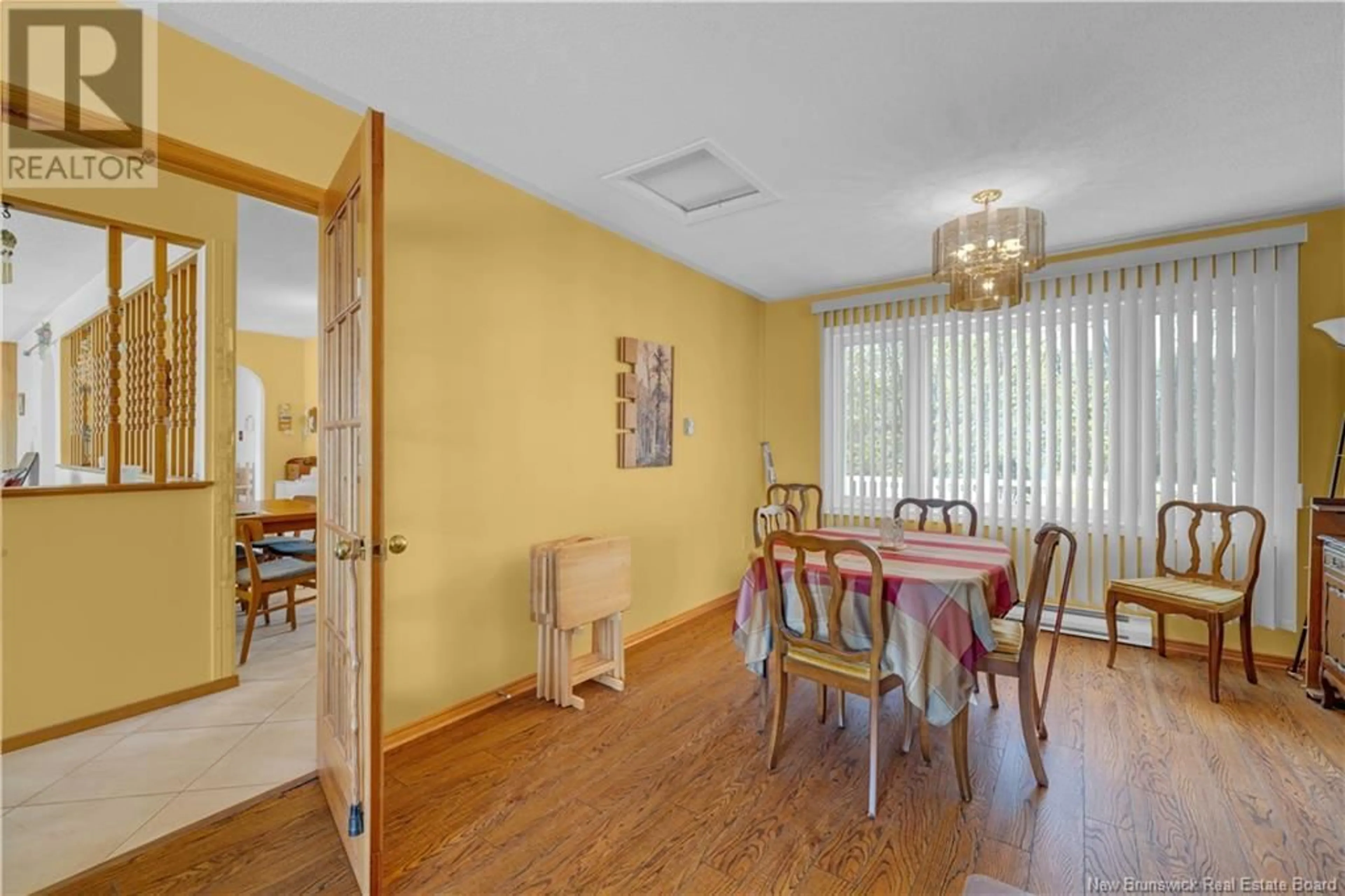 Dining room, wood/laminate floor for 41 RIVERSIDE PARK DRIVE, Grand Bay-Westfield New Brunswick E5K2X7