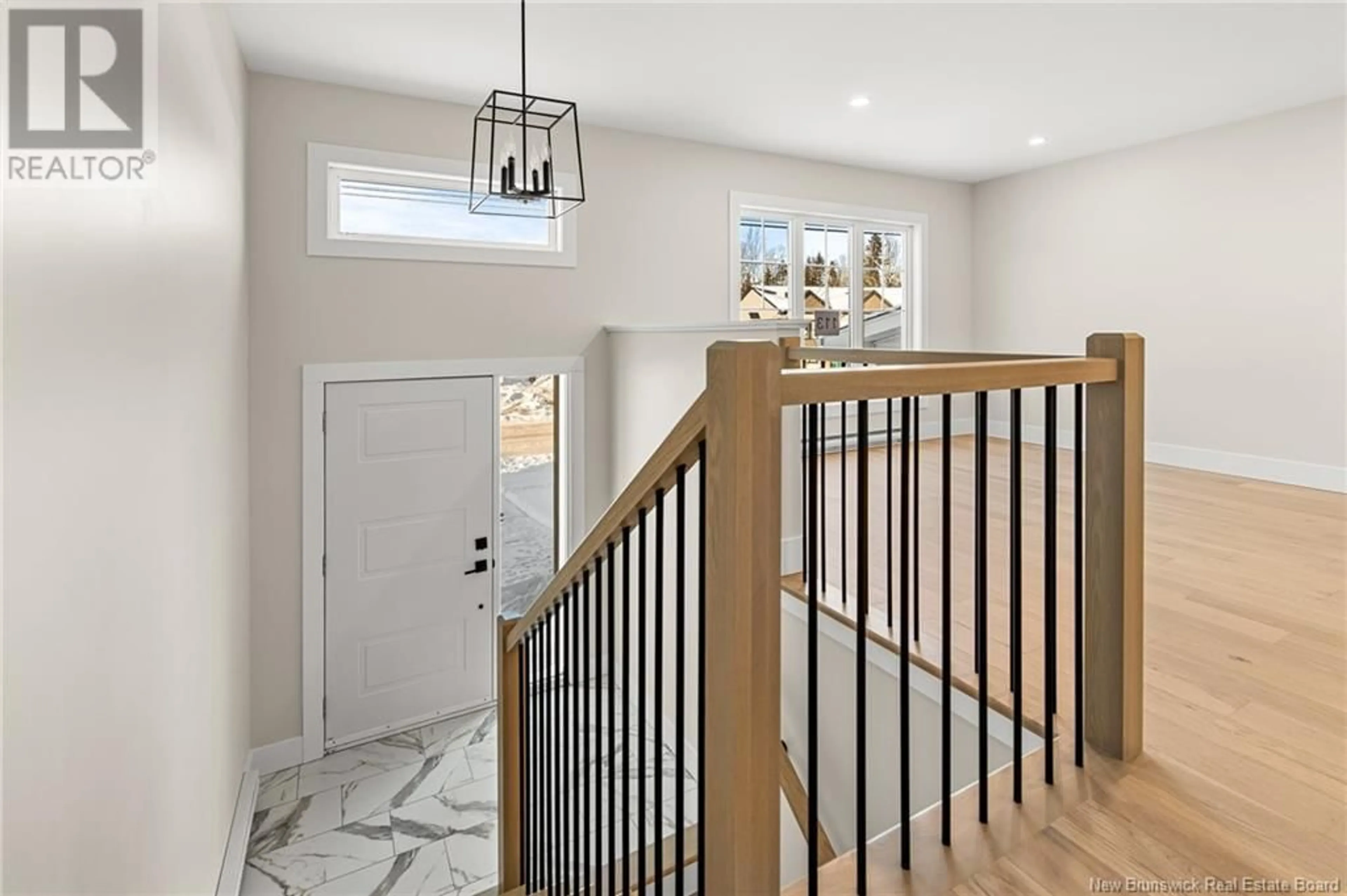 Indoor entryway for 115 ELSLIGER STREET, Dieppe New Brunswick E1K0A5