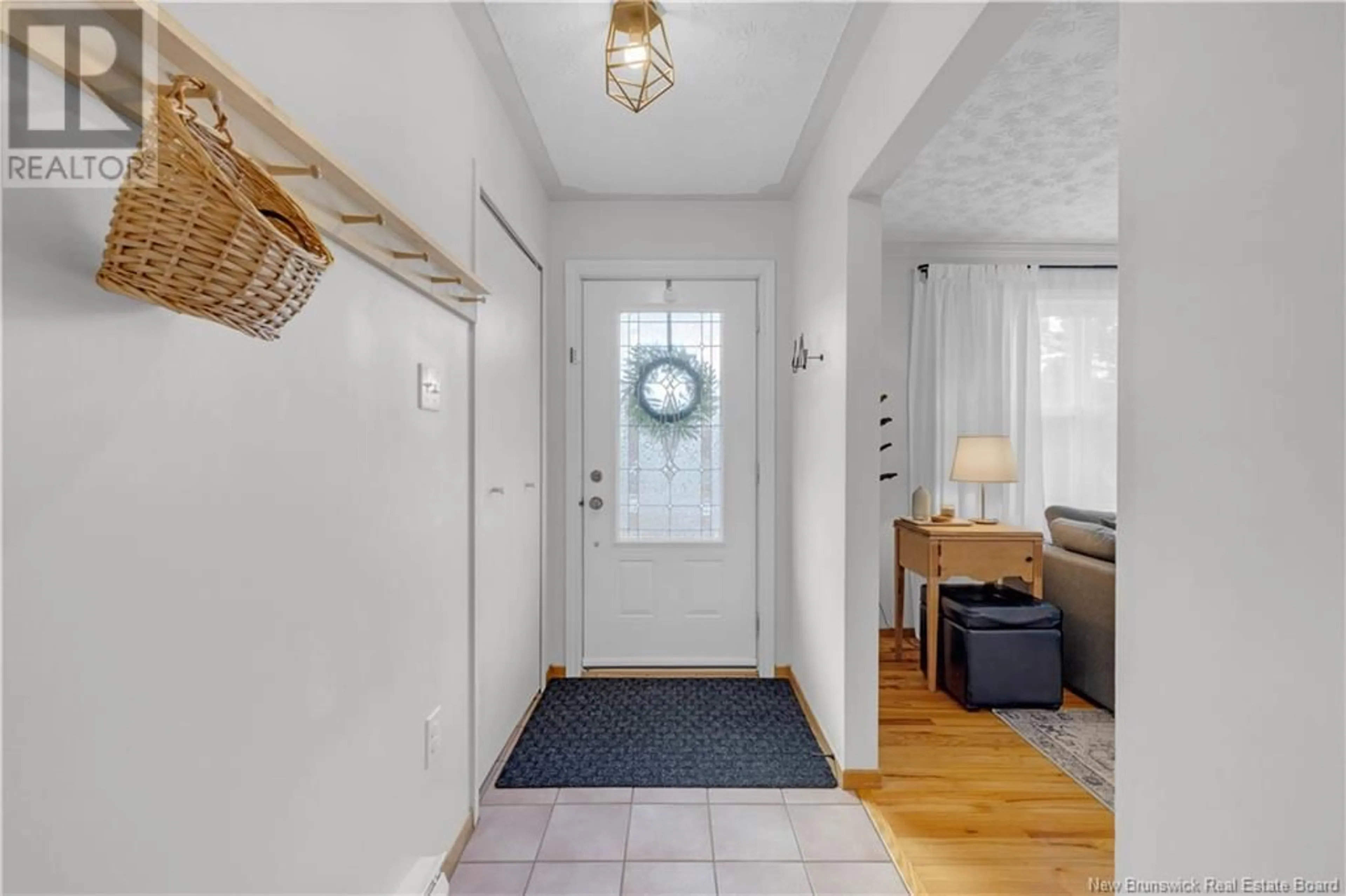 Indoor entryway for 8 ANNA AVENUE, Rothesay New Brunswick E2S1A3