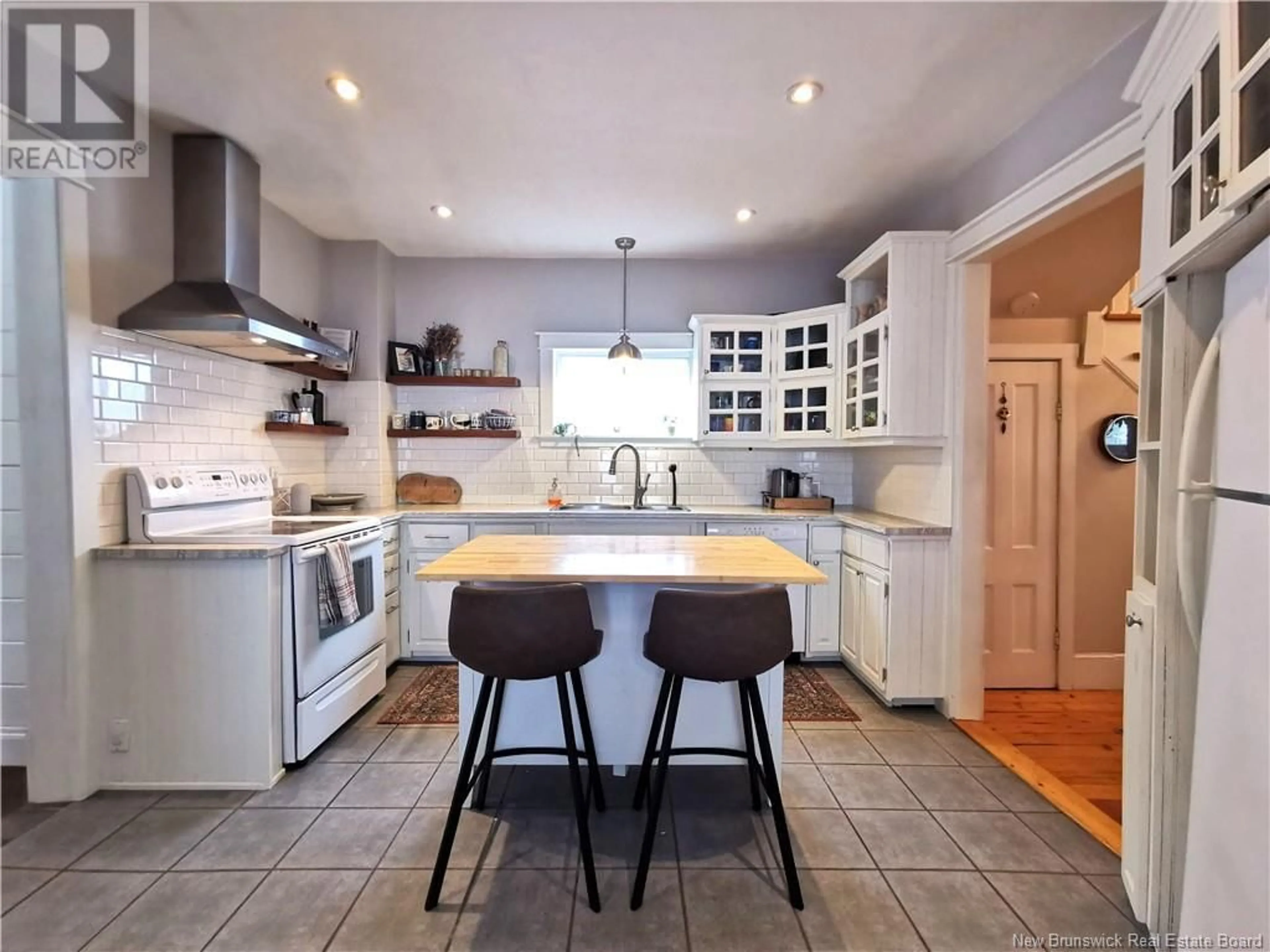 Open concept kitchen, ceramic/tile floor for 30 EDWARD STREET, Moncton New Brunswick E1A3Y7