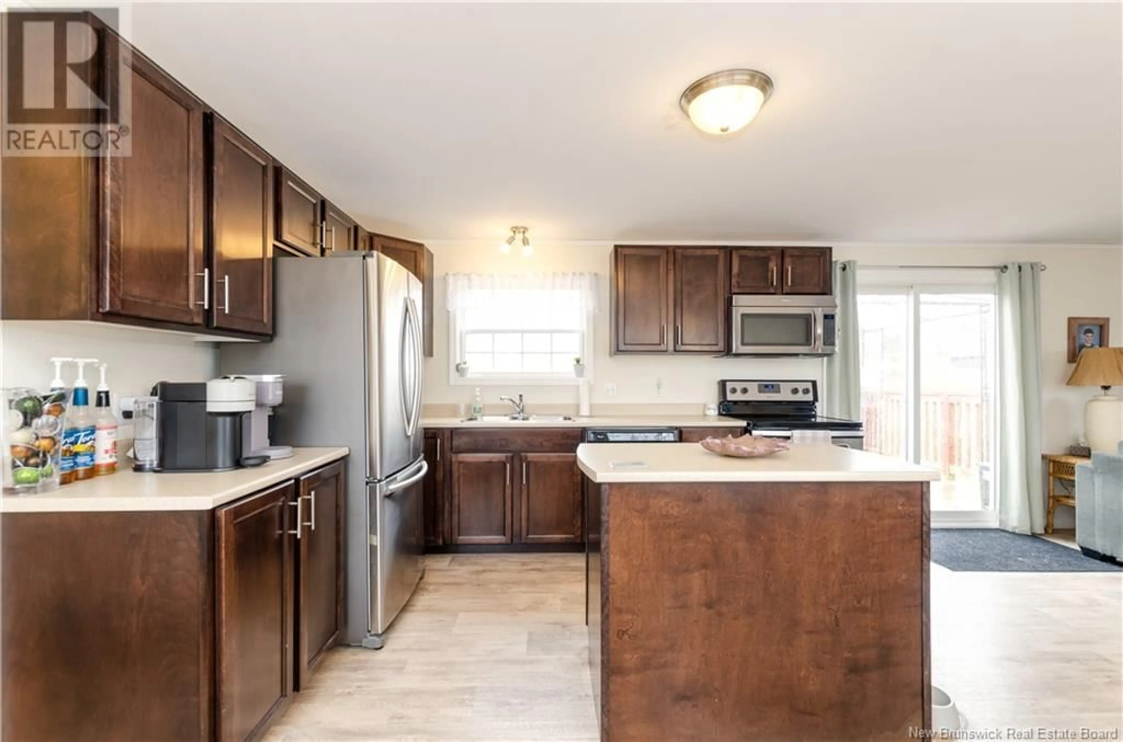 Standard kitchen, unknown for 7 BONITA COURT, Riverview New Brunswick E1B5R4