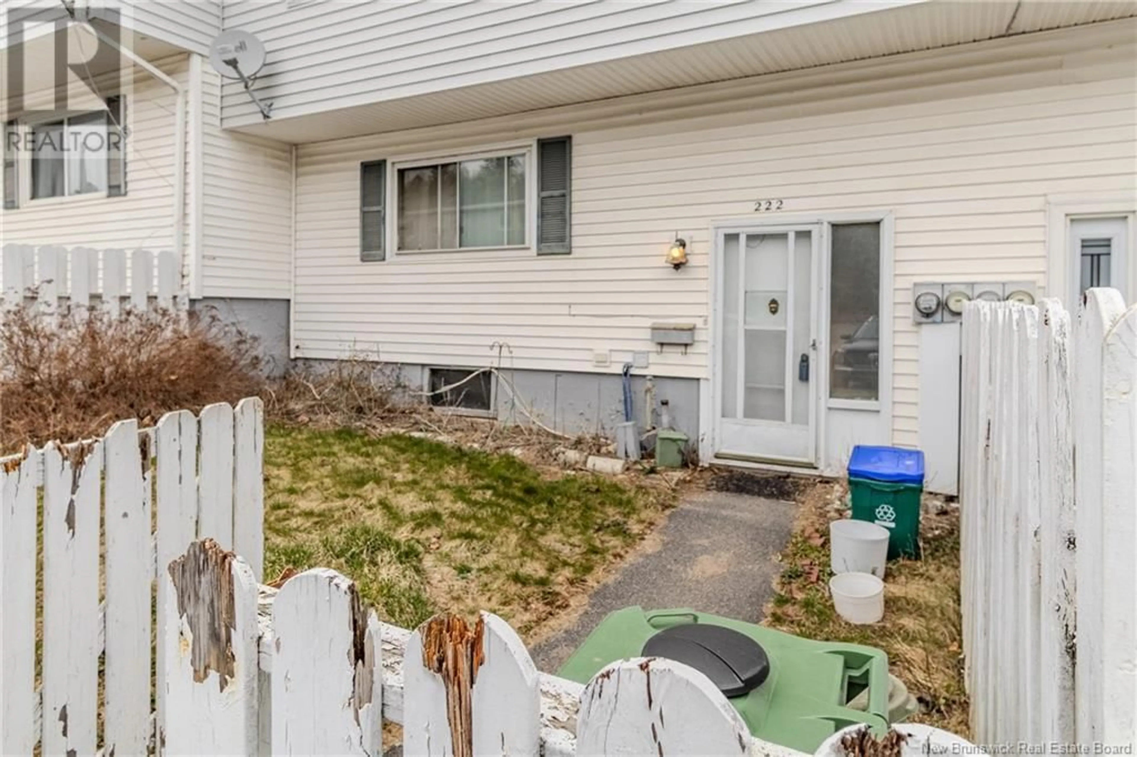 Patio, street for 222 TARTAN STREET, Saint John New Brunswick E2K2R7