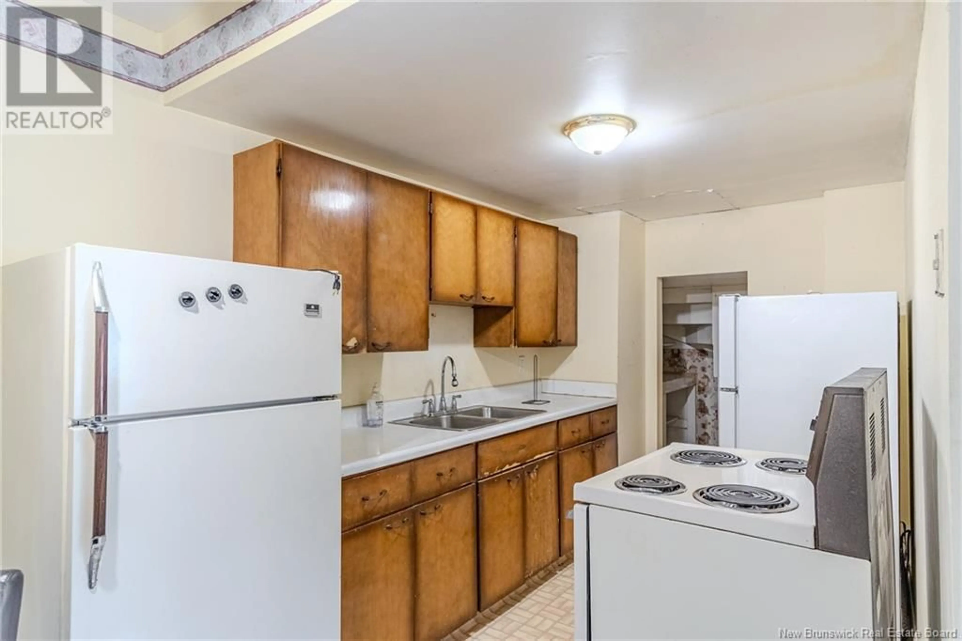 Standard kitchen, unknown for 222 TARTAN STREET, Saint John New Brunswick E2K2R7