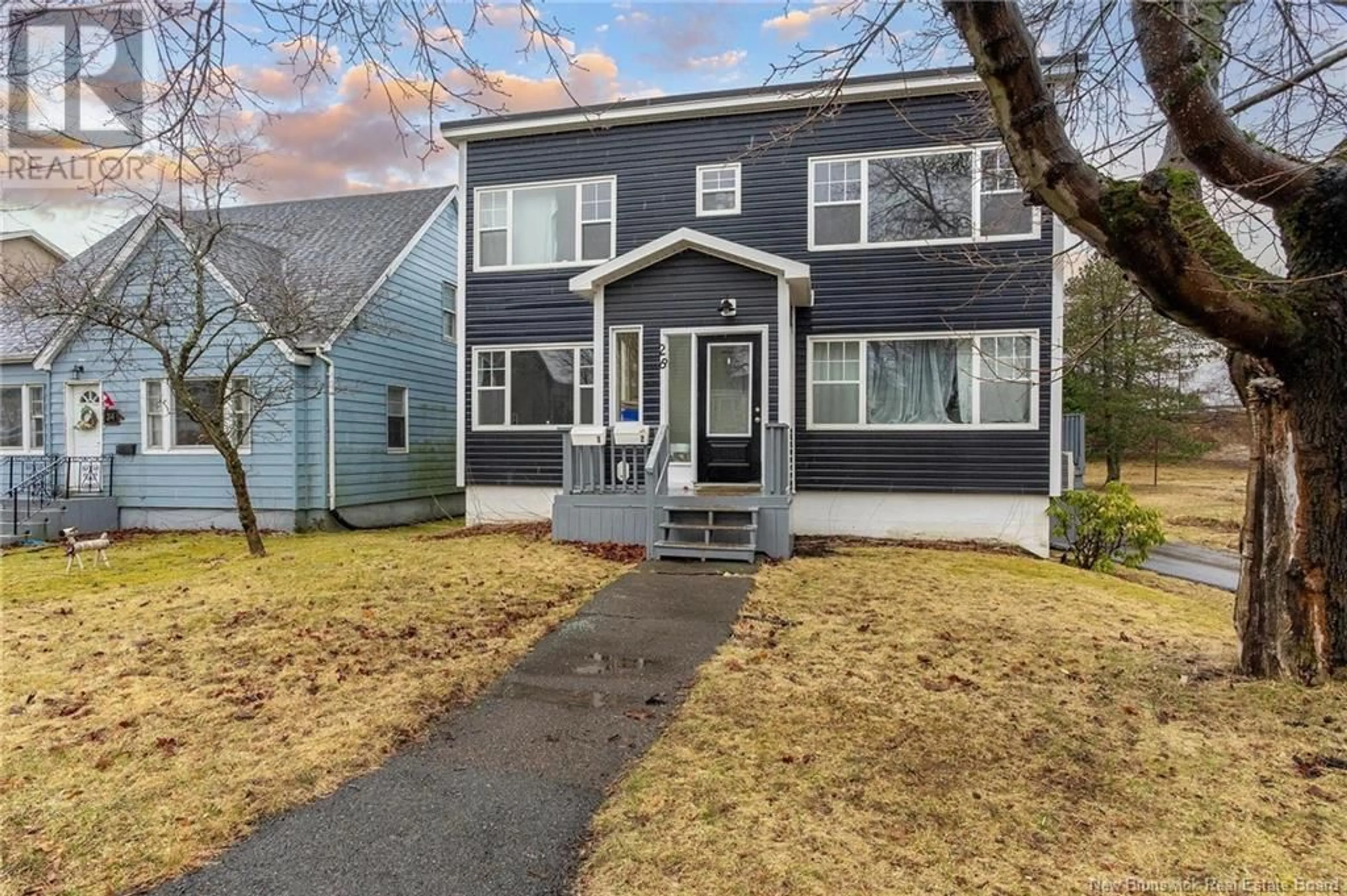 Home with vinyl exterior material, street for 28 FOLEY COURT, Saint John New Brunswick E2J1B9