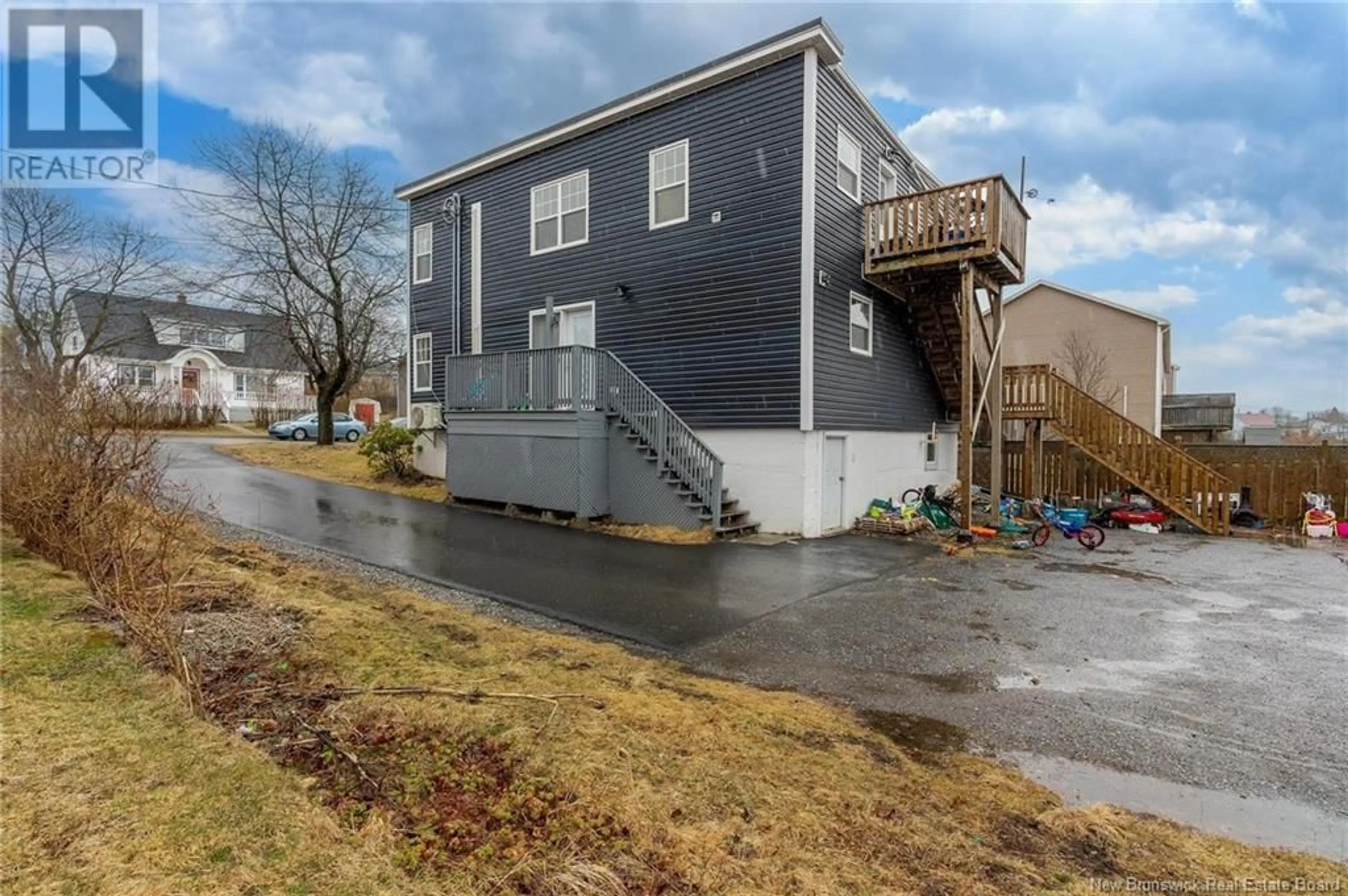 A pic from outside/outdoor area/front of a property/back of a property/a pic from drone, street for 28 FOLEY COURT, Saint John New Brunswick E2J1B9