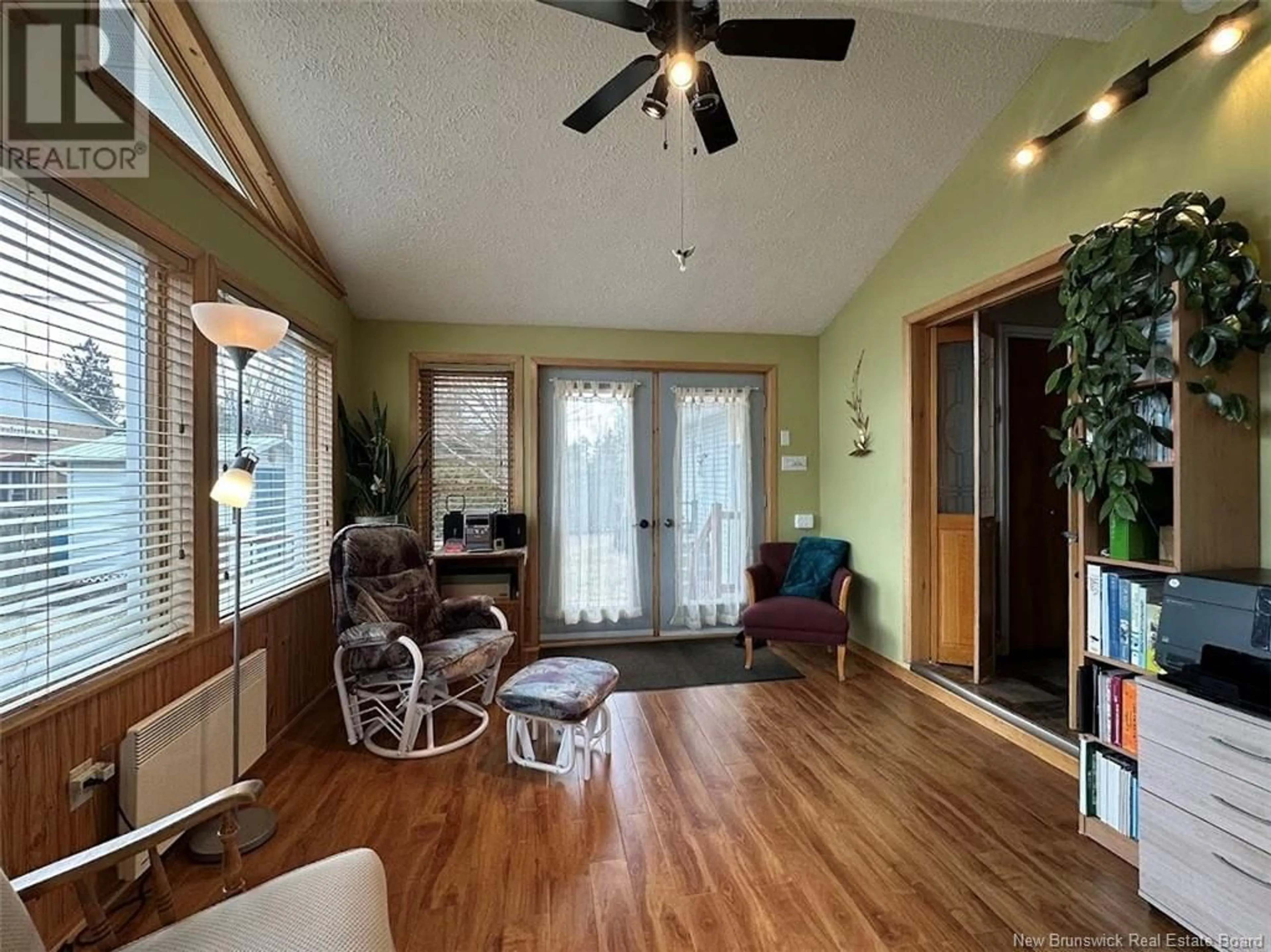 Living room with furniture, wood/laminate floor for 685 PRINCIPALE STREET, Clair New Brunswick E7A2H3