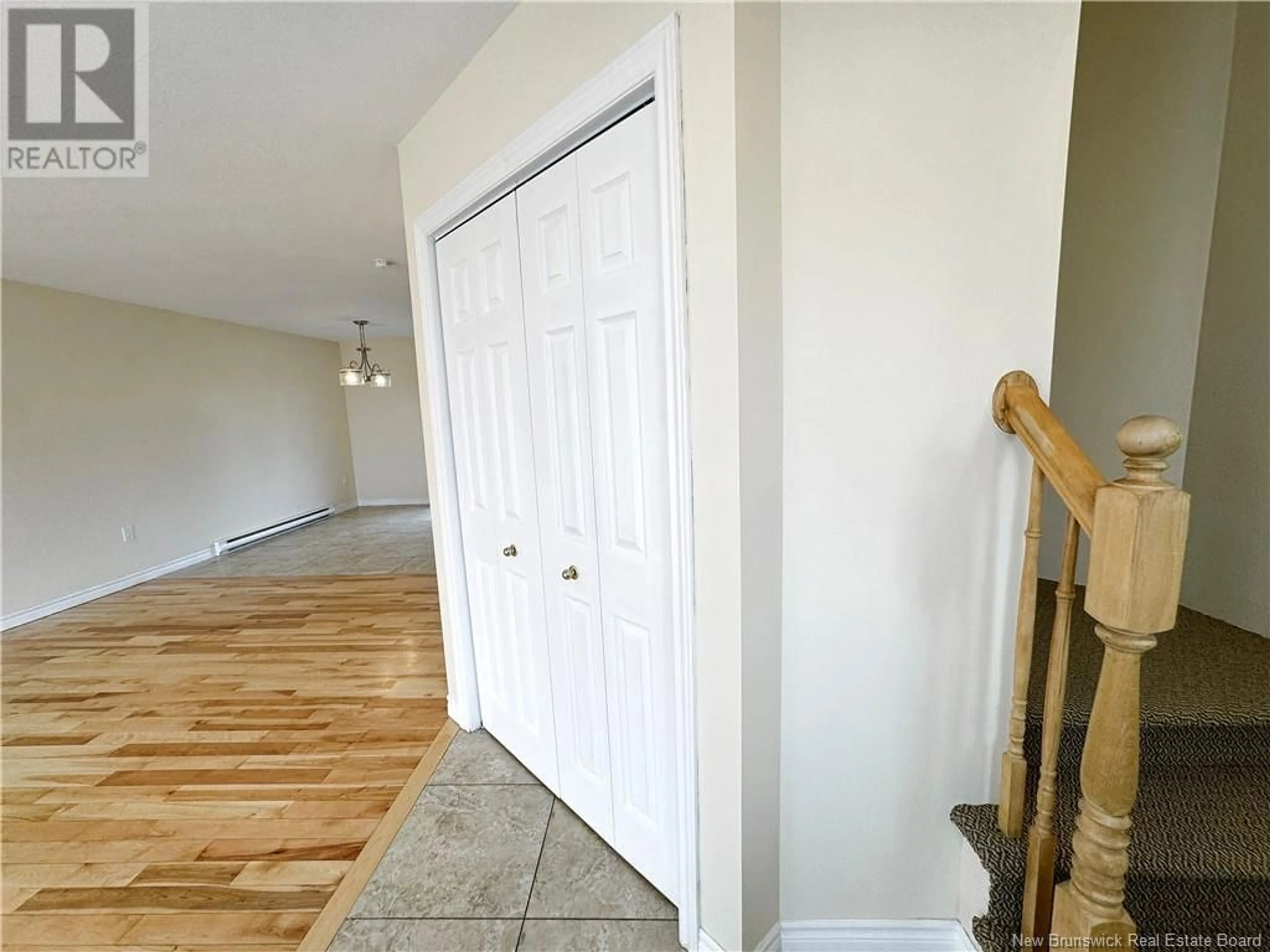 Indoor entryway for 40 MOSSYOAK CRESCENT, Moncton New Brunswick E1G0J7
