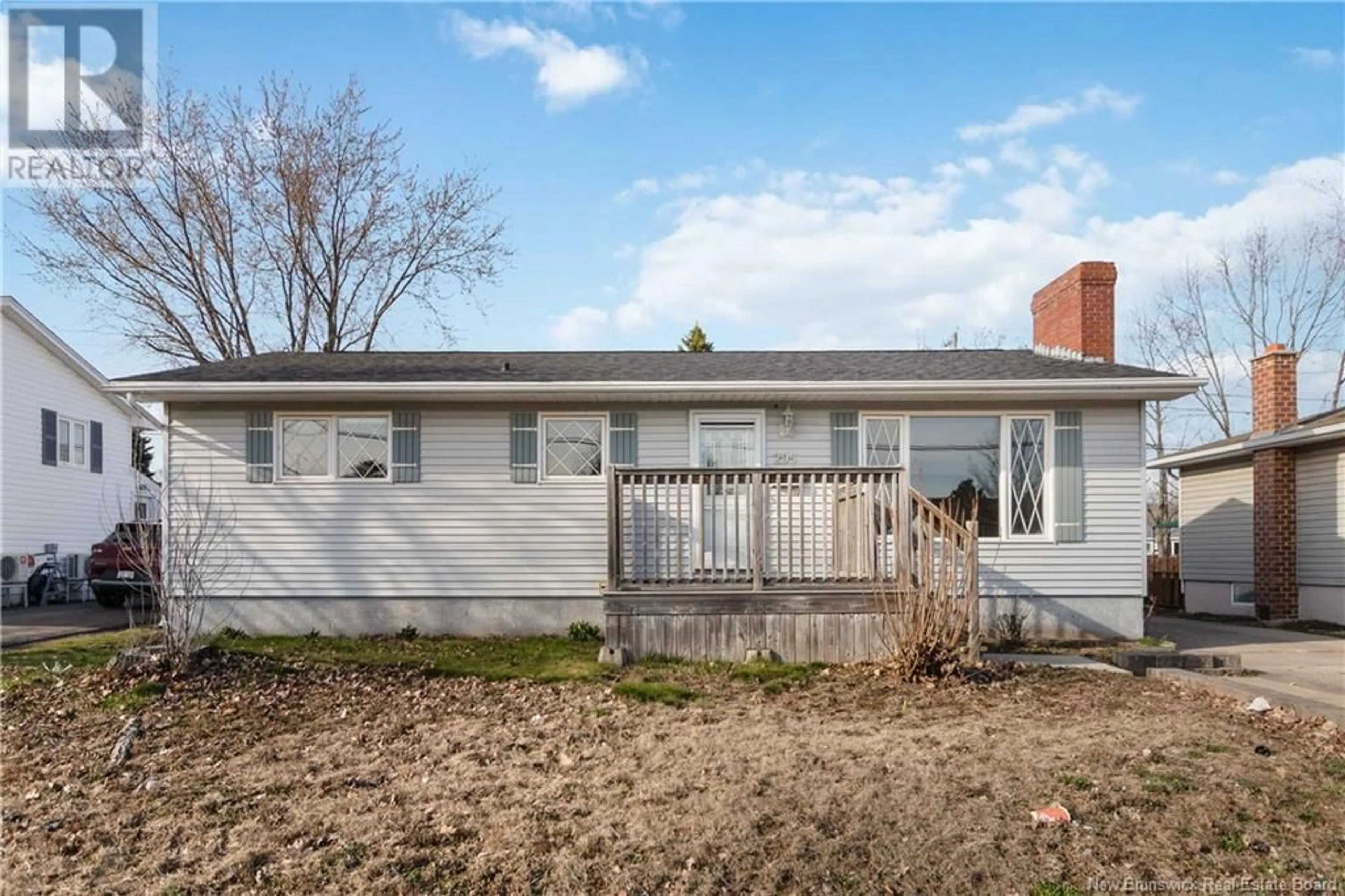 Home with vinyl exterior material, street for 295 KENDRA, Moncton New Brunswick E1C8W8
