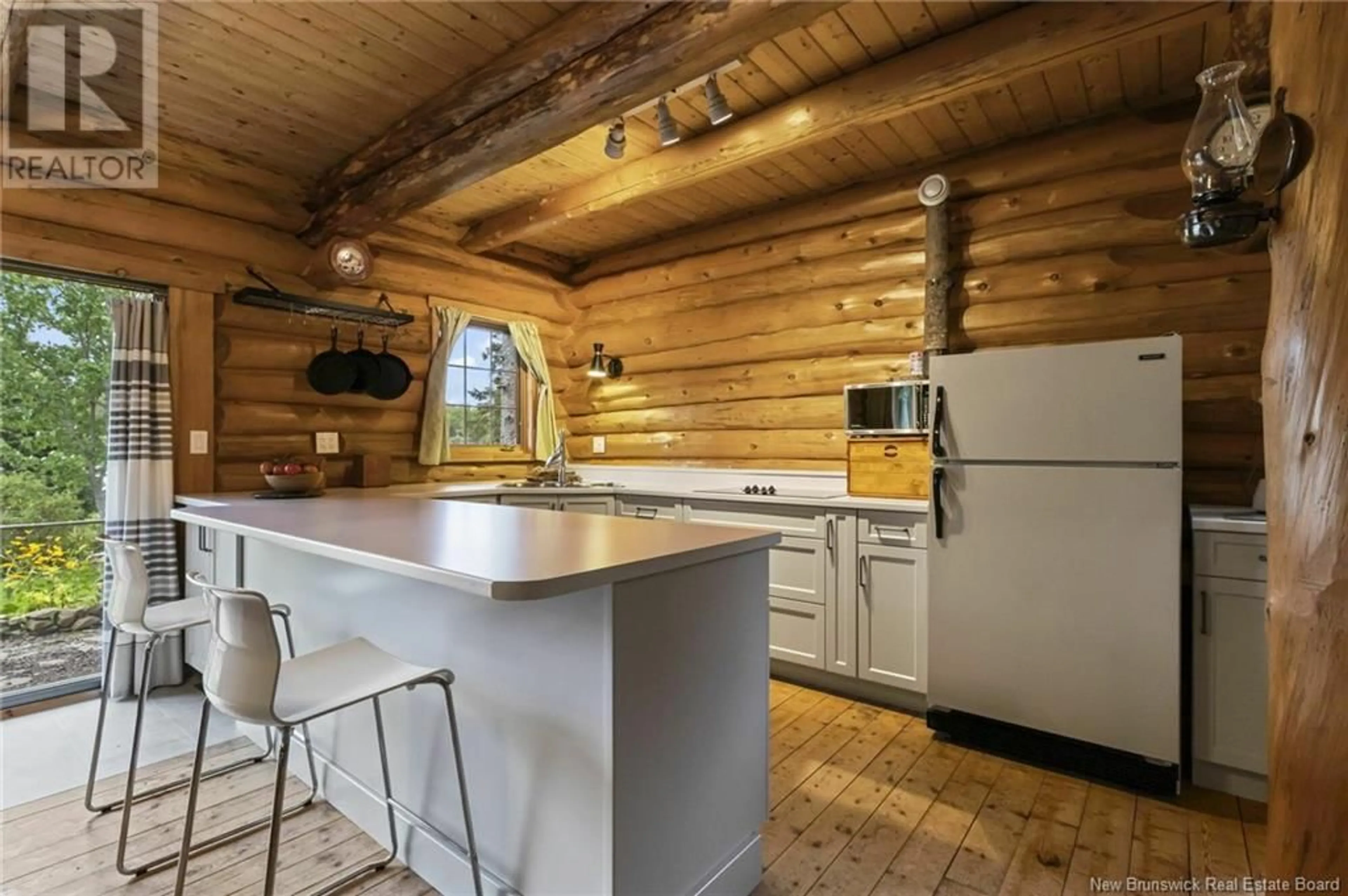 Rustic kitchen, wood/laminate floor for 68 FAIRWEST SHORE ROAD, Shediac New Brunswick E4R1J6