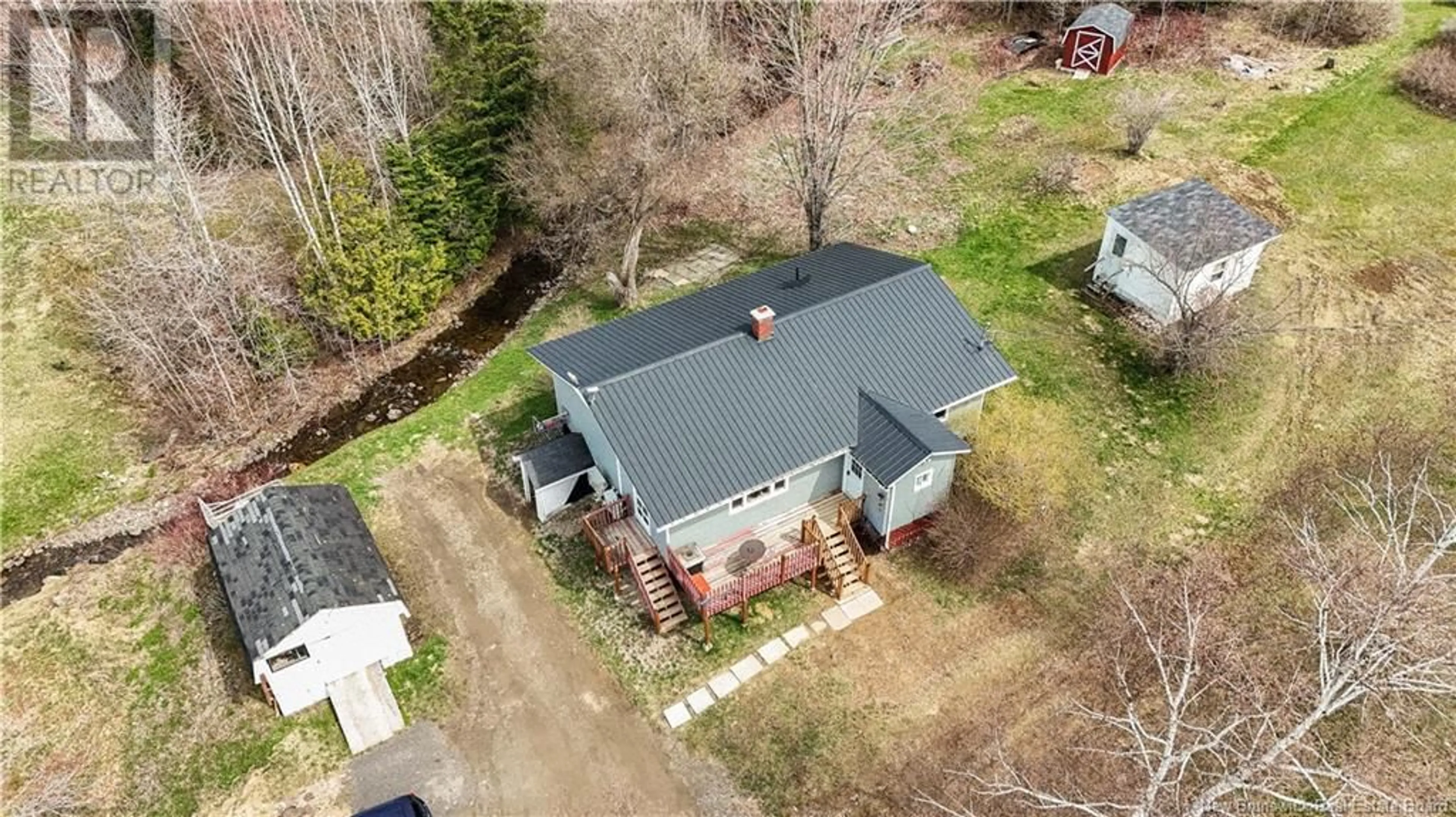 A pic from outside/outdoor area/front of a property/back of a property/a pic from drone, building for 449 OAKLAND ROAD, Oakland New Brunswick E7L4L3