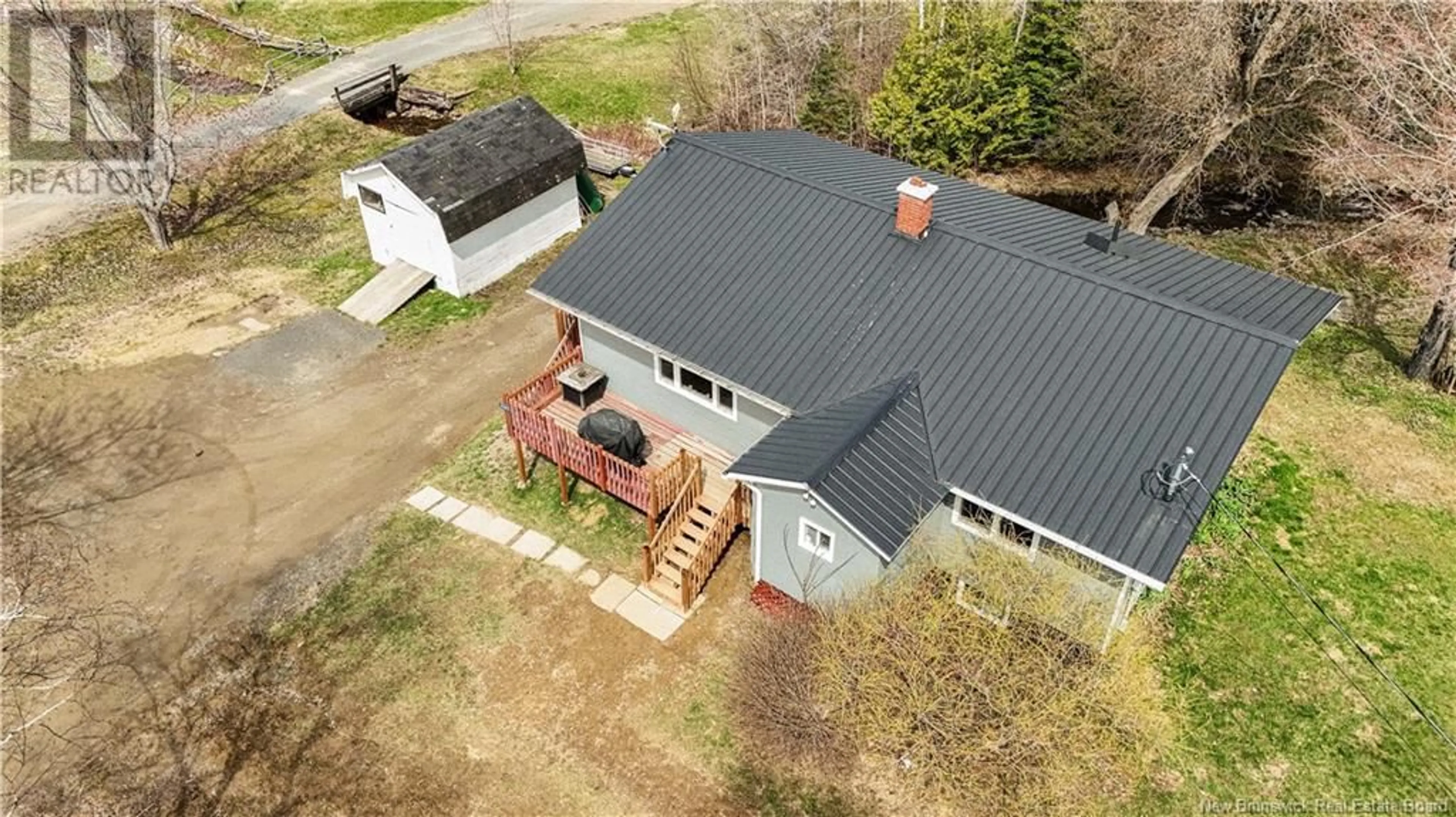 A pic from outside/outdoor area/front of a property/back of a property/a pic from drone, building for 449 OAKLAND ROAD, Oakland New Brunswick E7L4L3