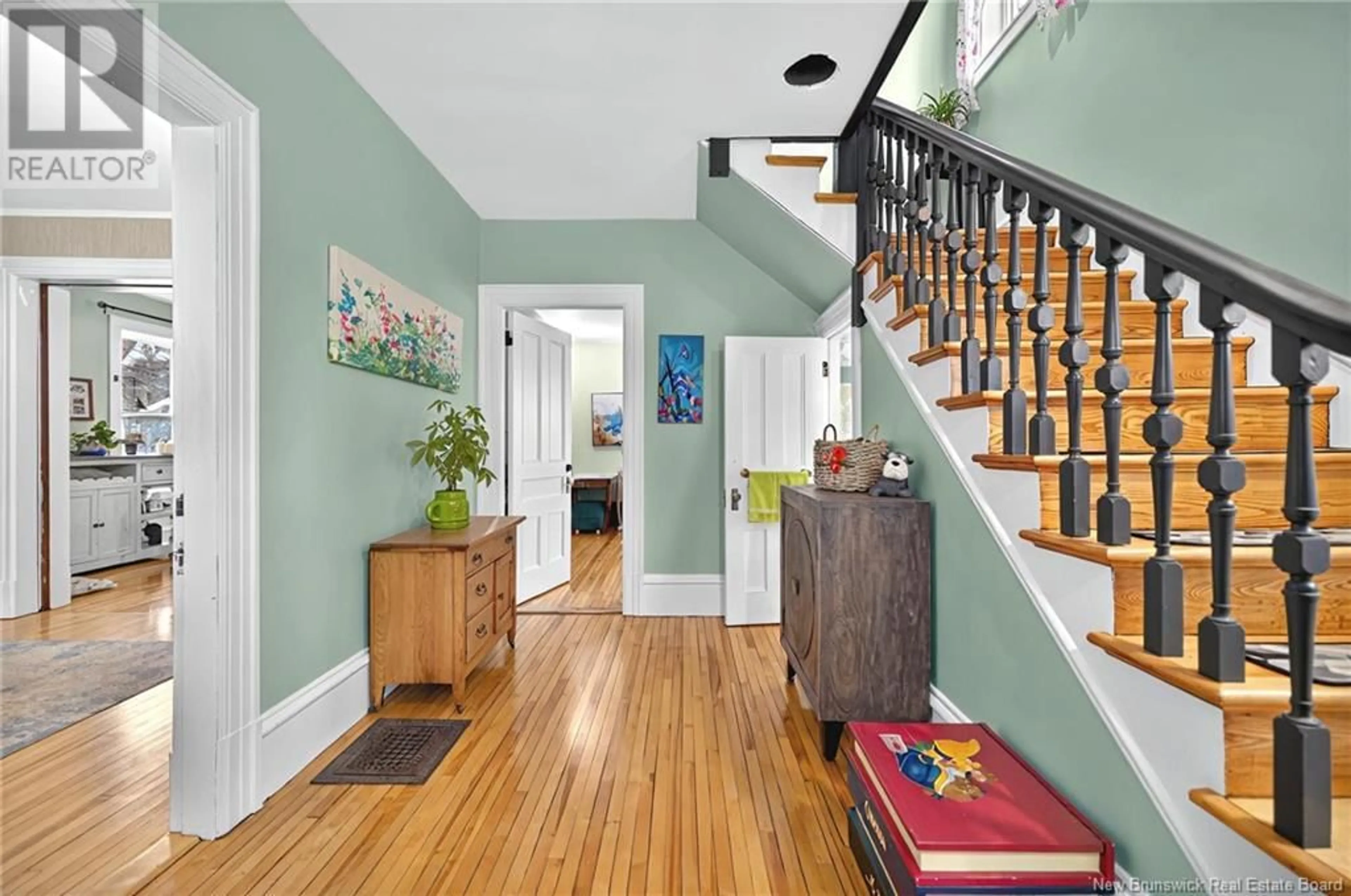 Indoor entryway for 168 ST. ANDREW STREET, Bathurst New Brunswick E2A1C2