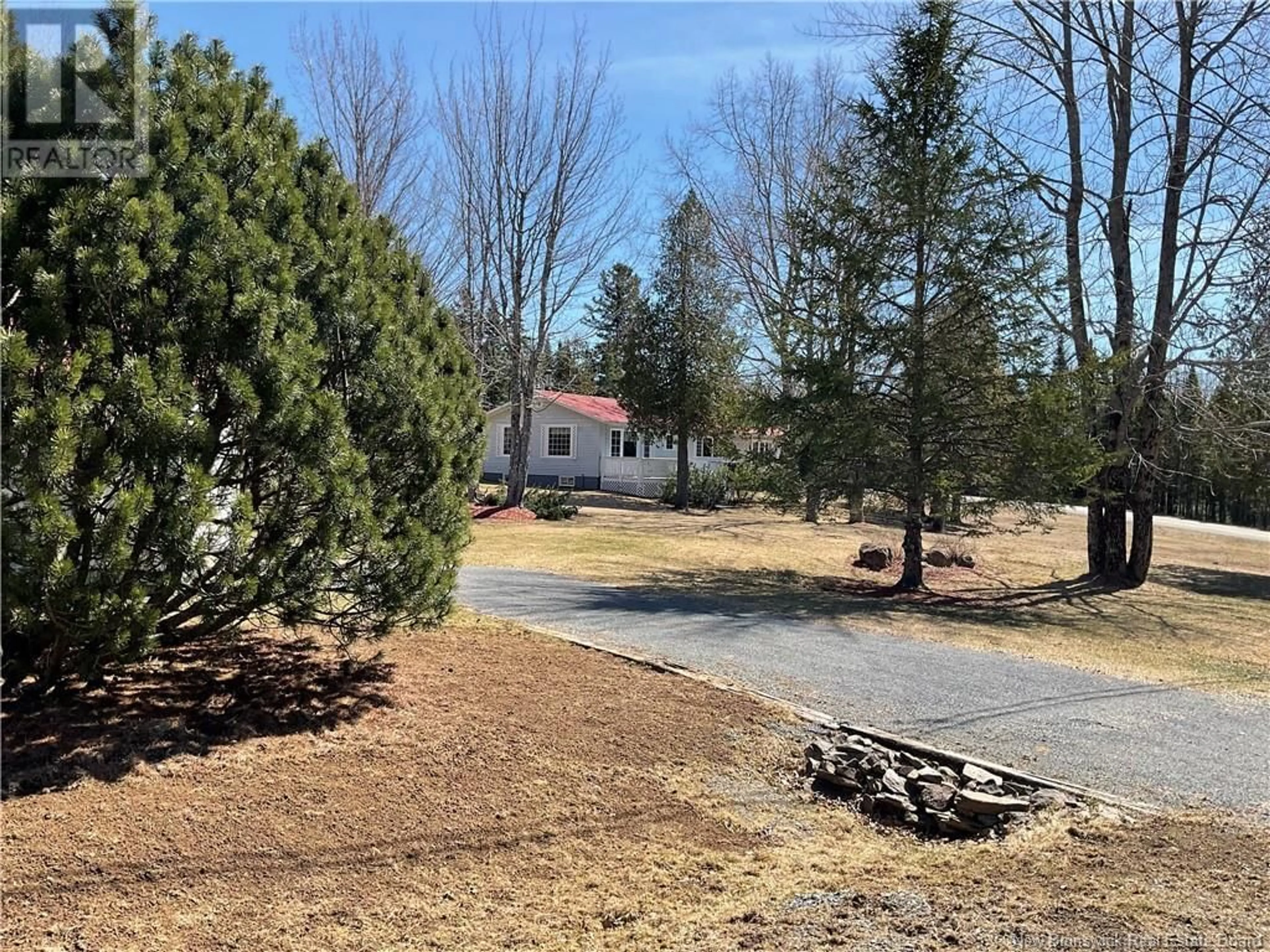A pic from outside/outdoor area/front of a property/back of a property/a pic from drone, unknown for 3 WILDWOOD DRIVE, Lower Woodstock New Brunswick E7M4C4