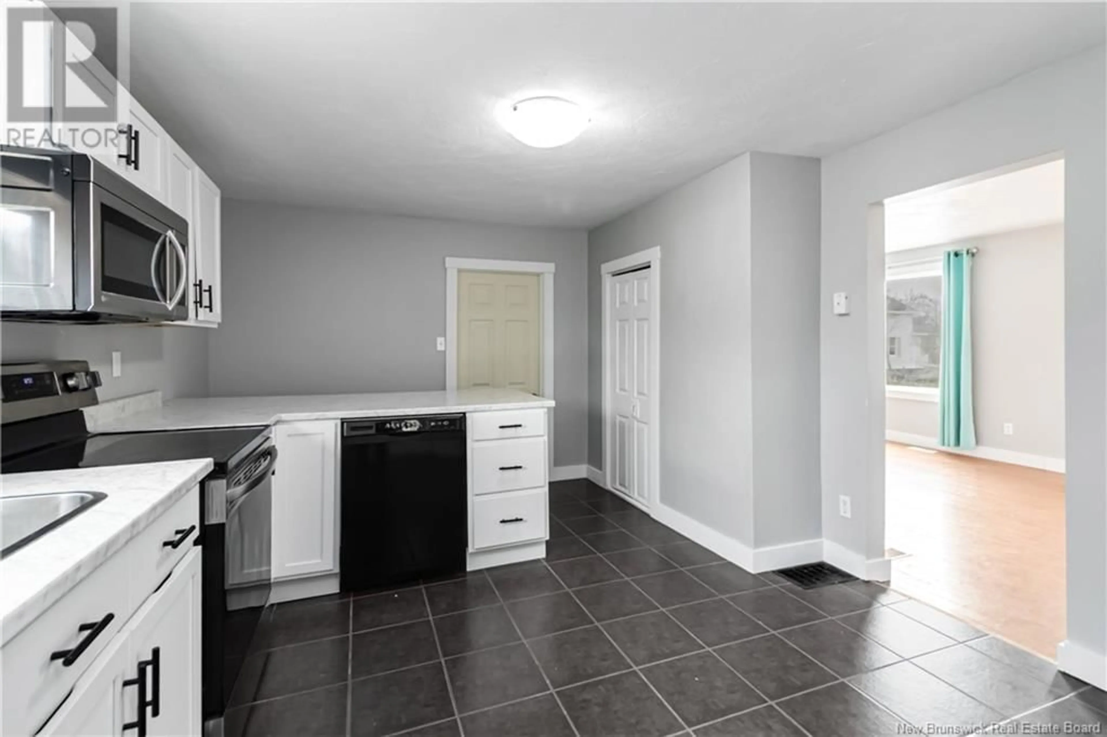 Standard kitchen, ceramic/tile floor for 122 SPRUCE STREET, Moncton New Brunswick E1C7K3
