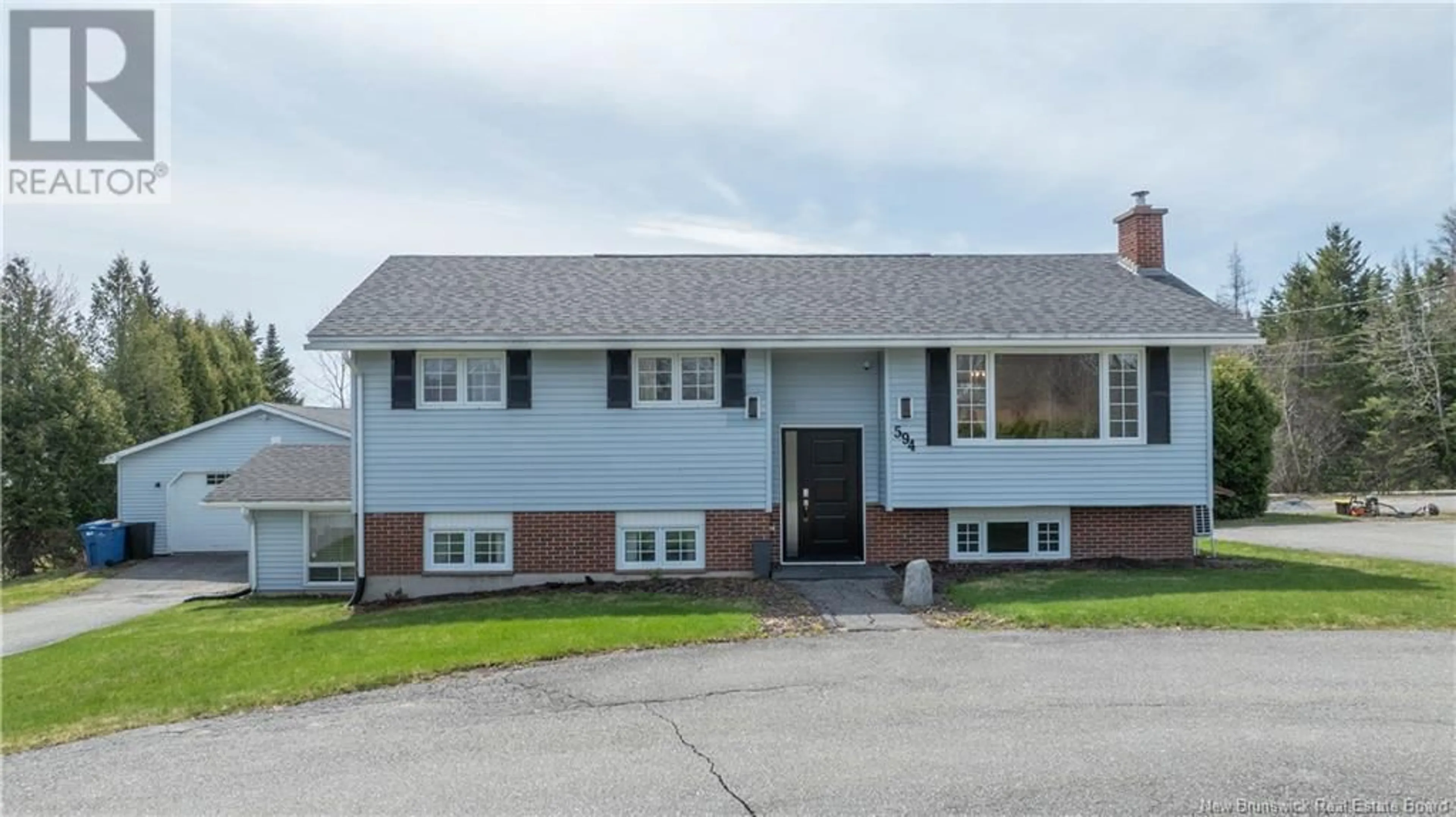 Unknown for 594 HAMPTON ROAD, Quispamsis New Brunswick E2G1C8