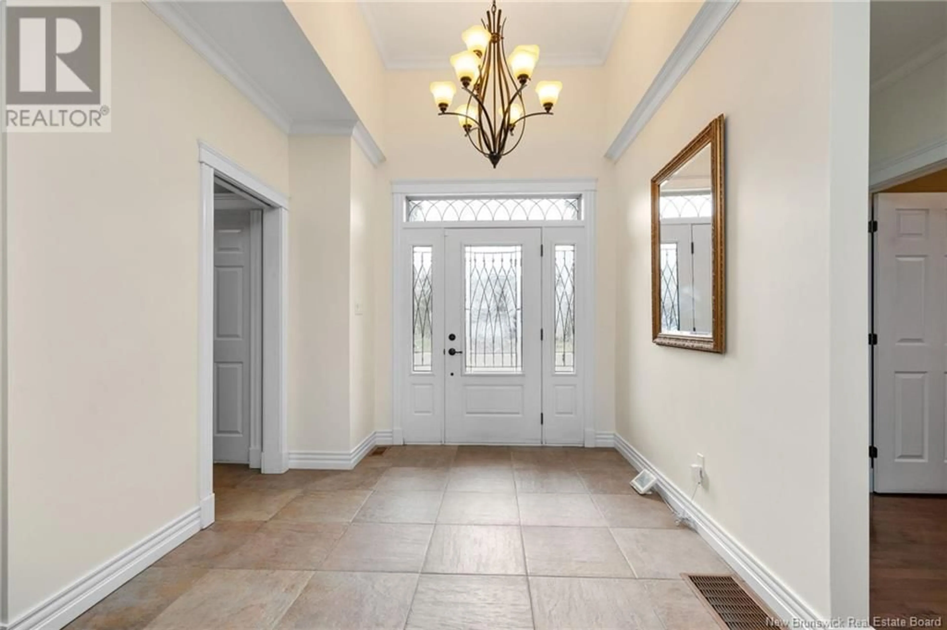 Indoor entryway for 178 YVONNE STREET, Dieppe New Brunswick E1A2C1