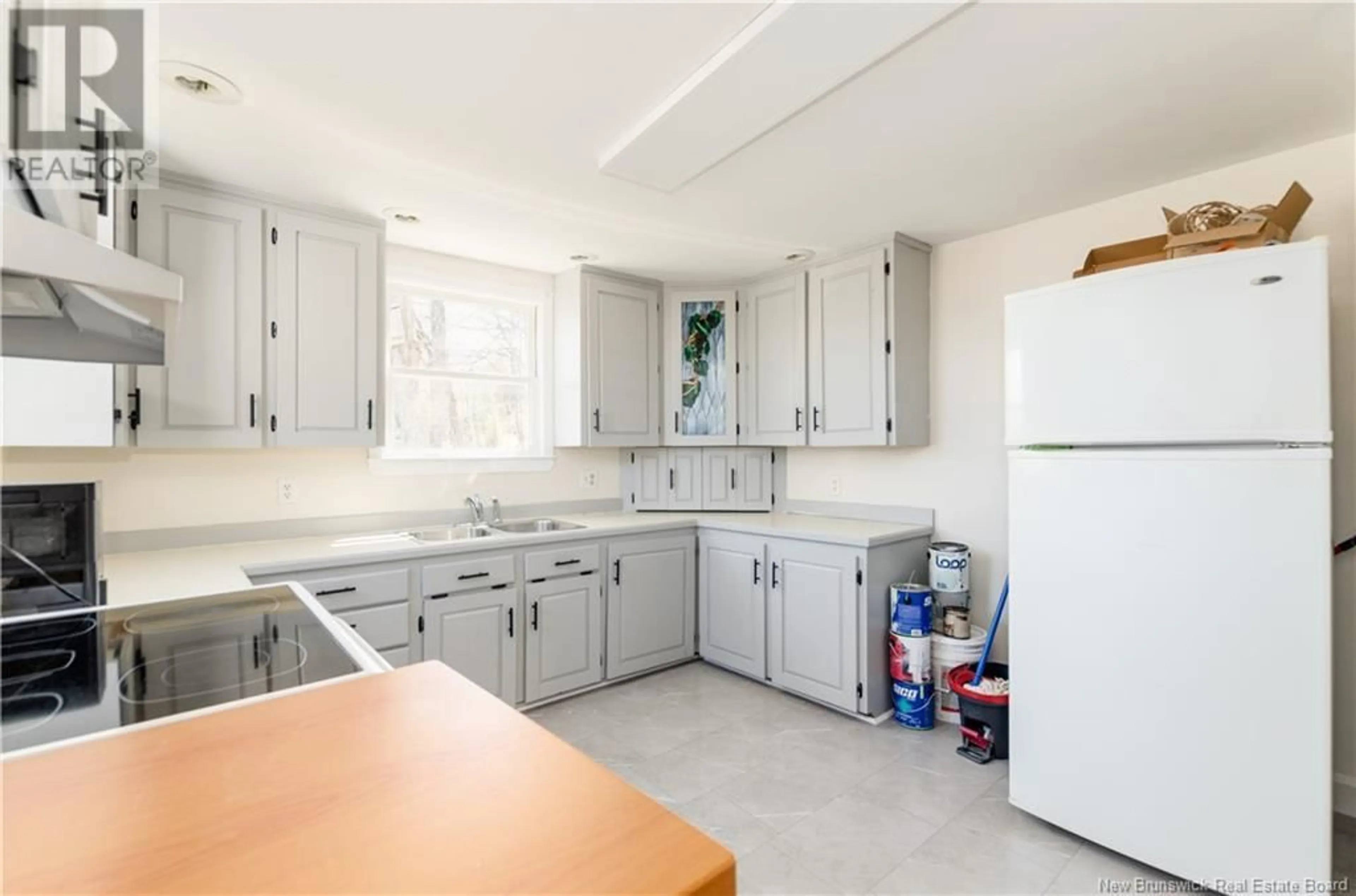 Standard kitchen, ceramic/tile floor for 2960 MAIN STREET, Hillsborough New Brunswick E4H2Y9