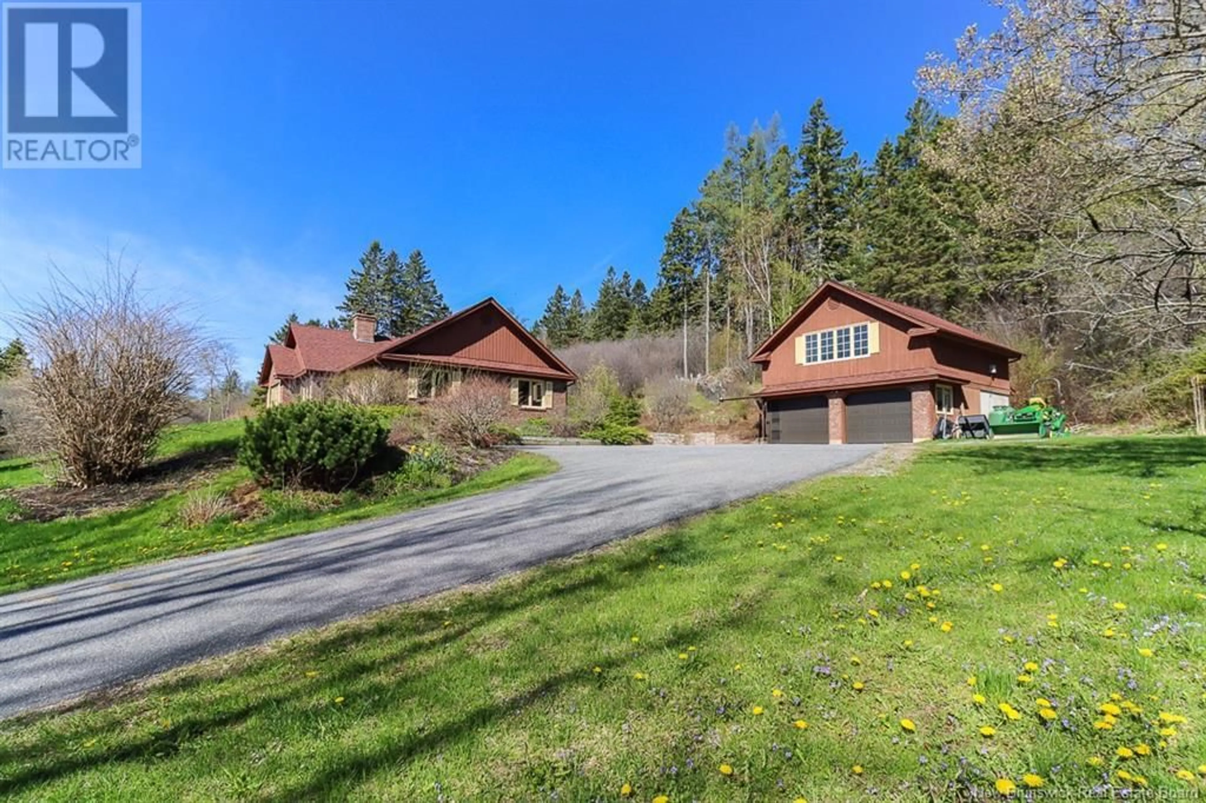 A pic from outside/outdoor area/front of a property/back of a property/a pic from drone, water/lake/river/ocean view for 1623 MAIN STREET, Hampton New Brunswick E5N6H2