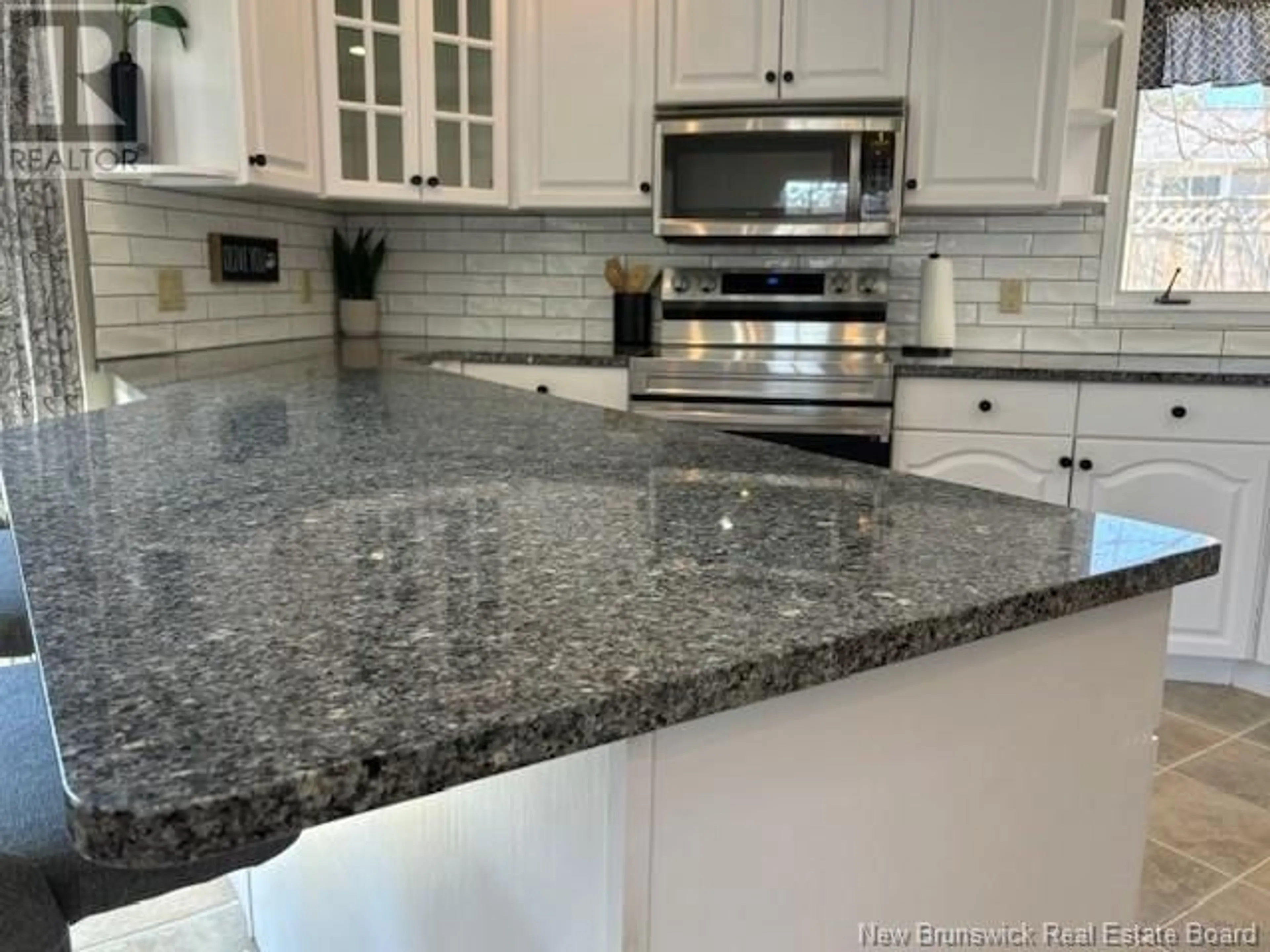 Contemporary kitchen, ceramic/tile floor for 146 SUMMIT AVENUE, Sussex New Brunswick E4E1A5