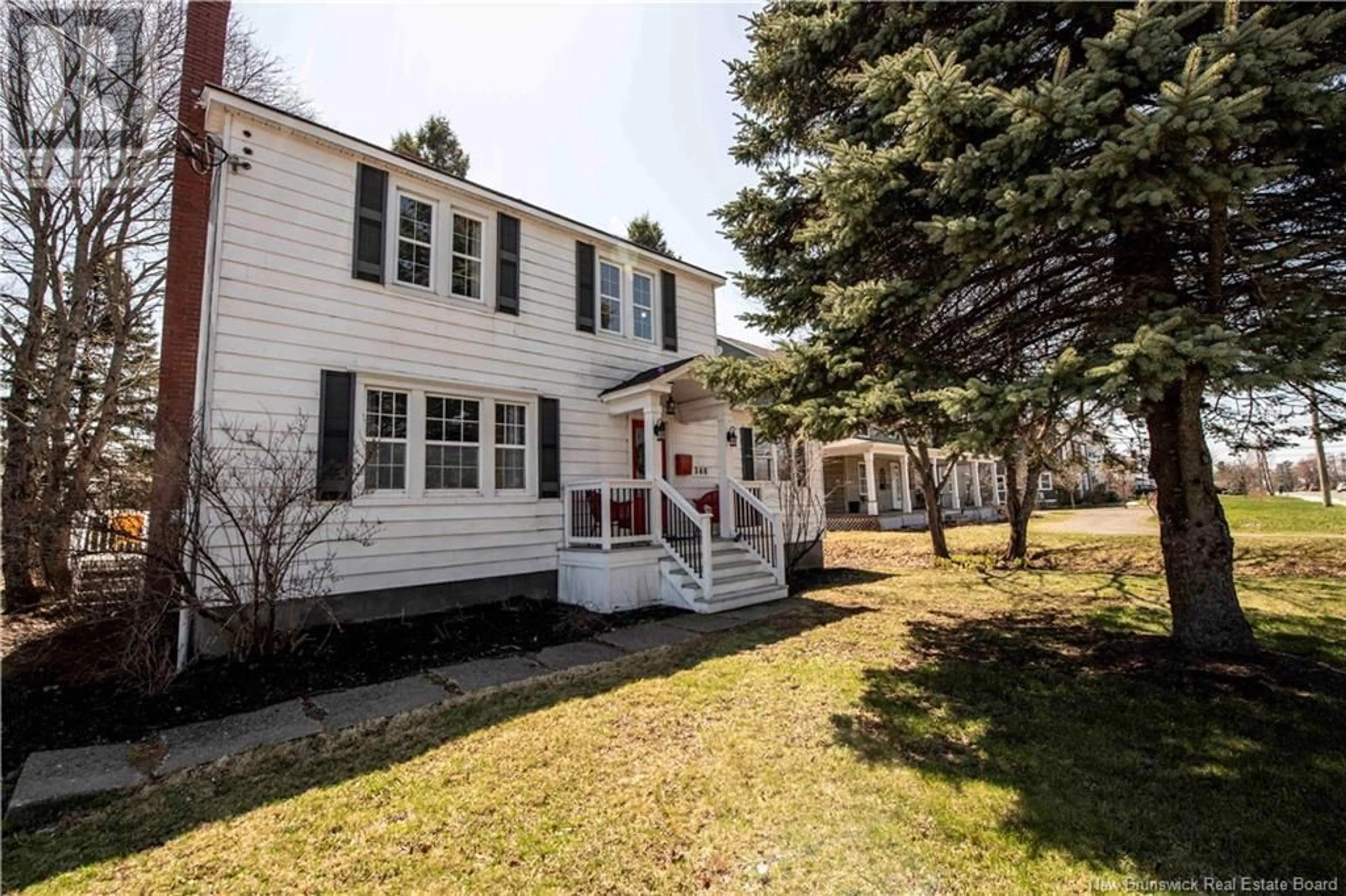 A pic from outside/outdoor area/front of a property/back of a property/a pic from drone, street for 340 SHEDIAC ROAD, Moncton New Brunswick E1A2S7