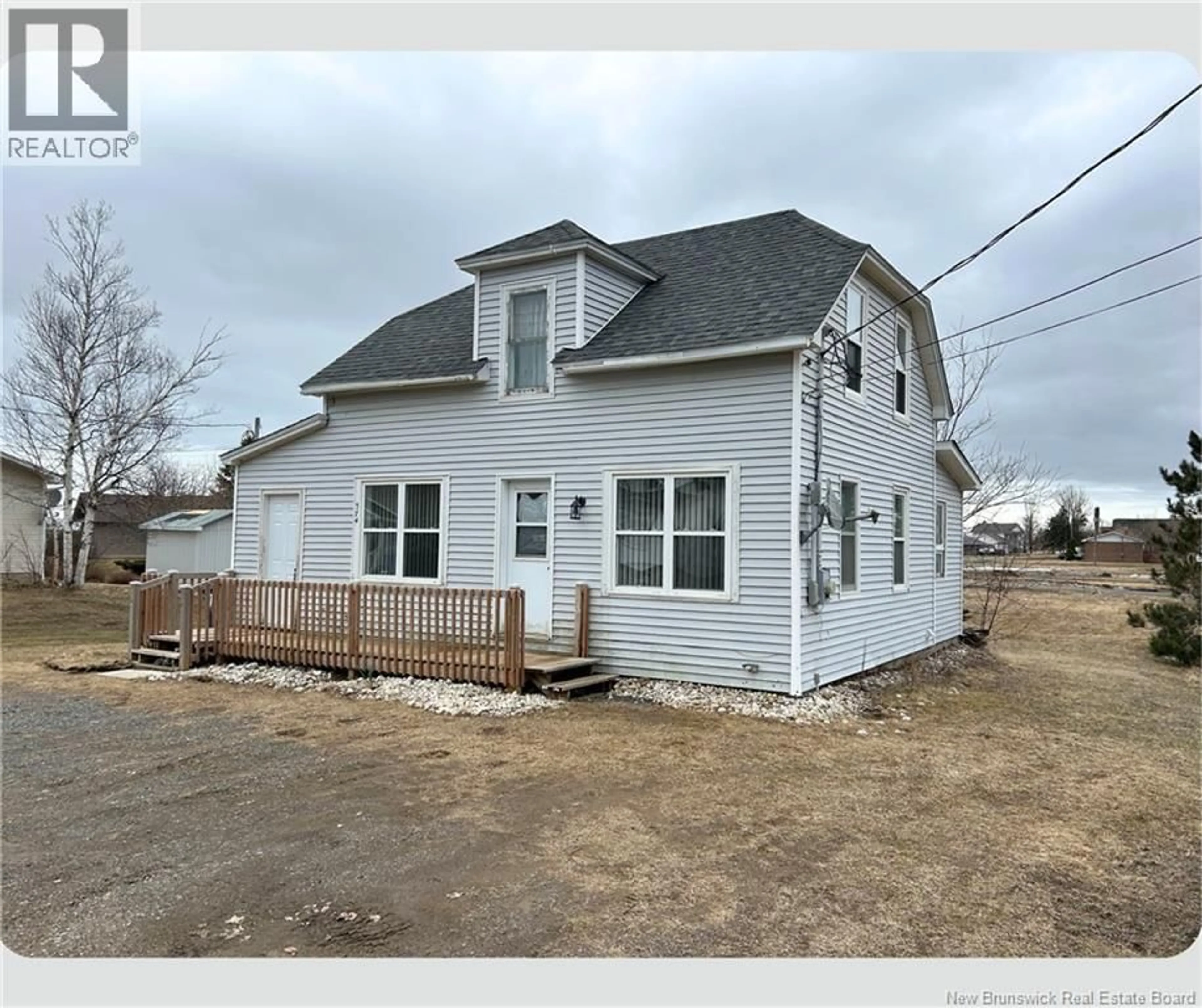 Unknown for 374 GEORGES EST STREET, Tracadie New Brunswick E1X1B3