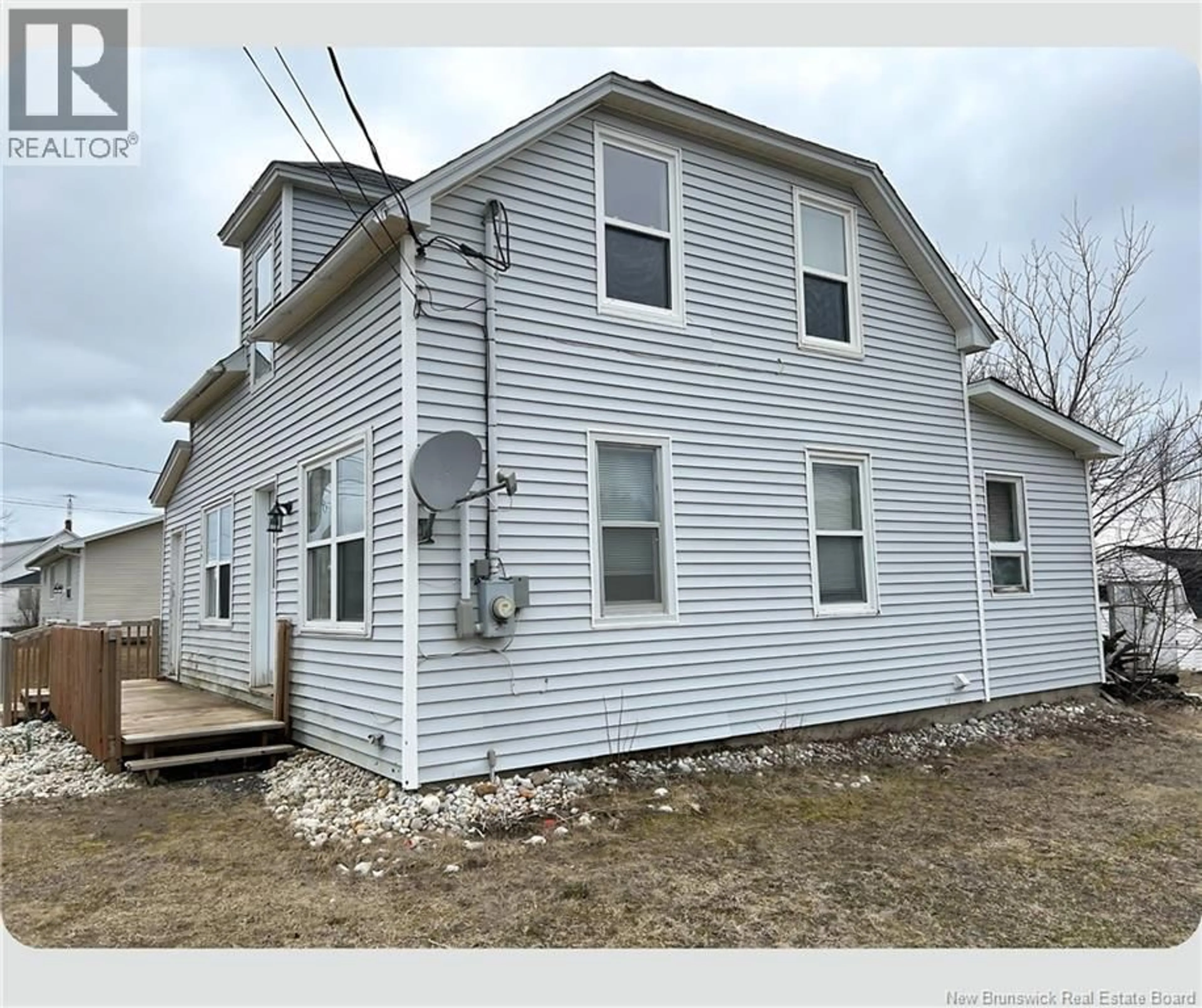 Unknown for 374 GEORGES EST STREET, Tracadie New Brunswick E1X1B3