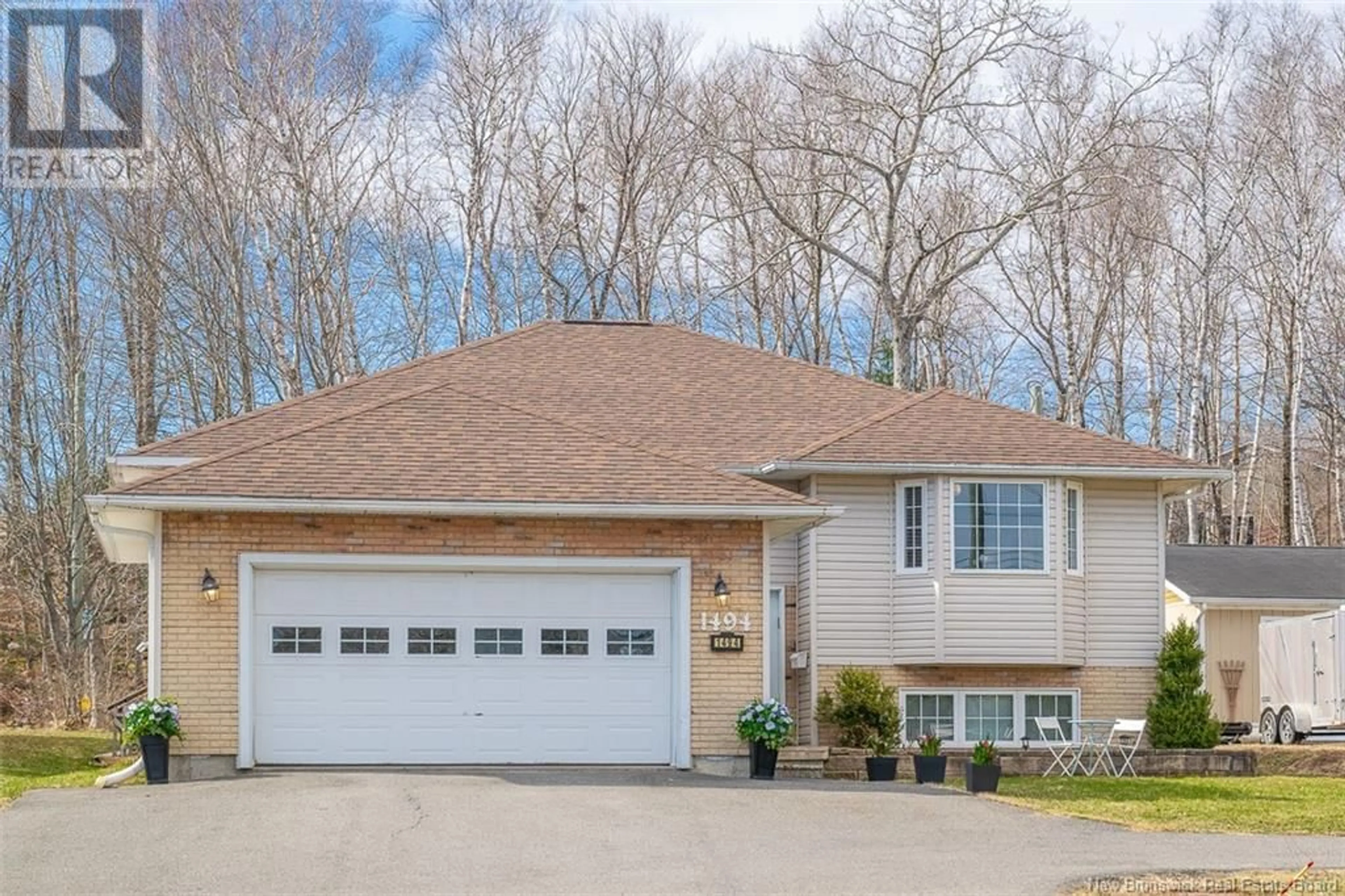 Home with vinyl exterior material, street for 1494 WOODSTOCK ROAD, Fredericton New Brunswick E3C1P3