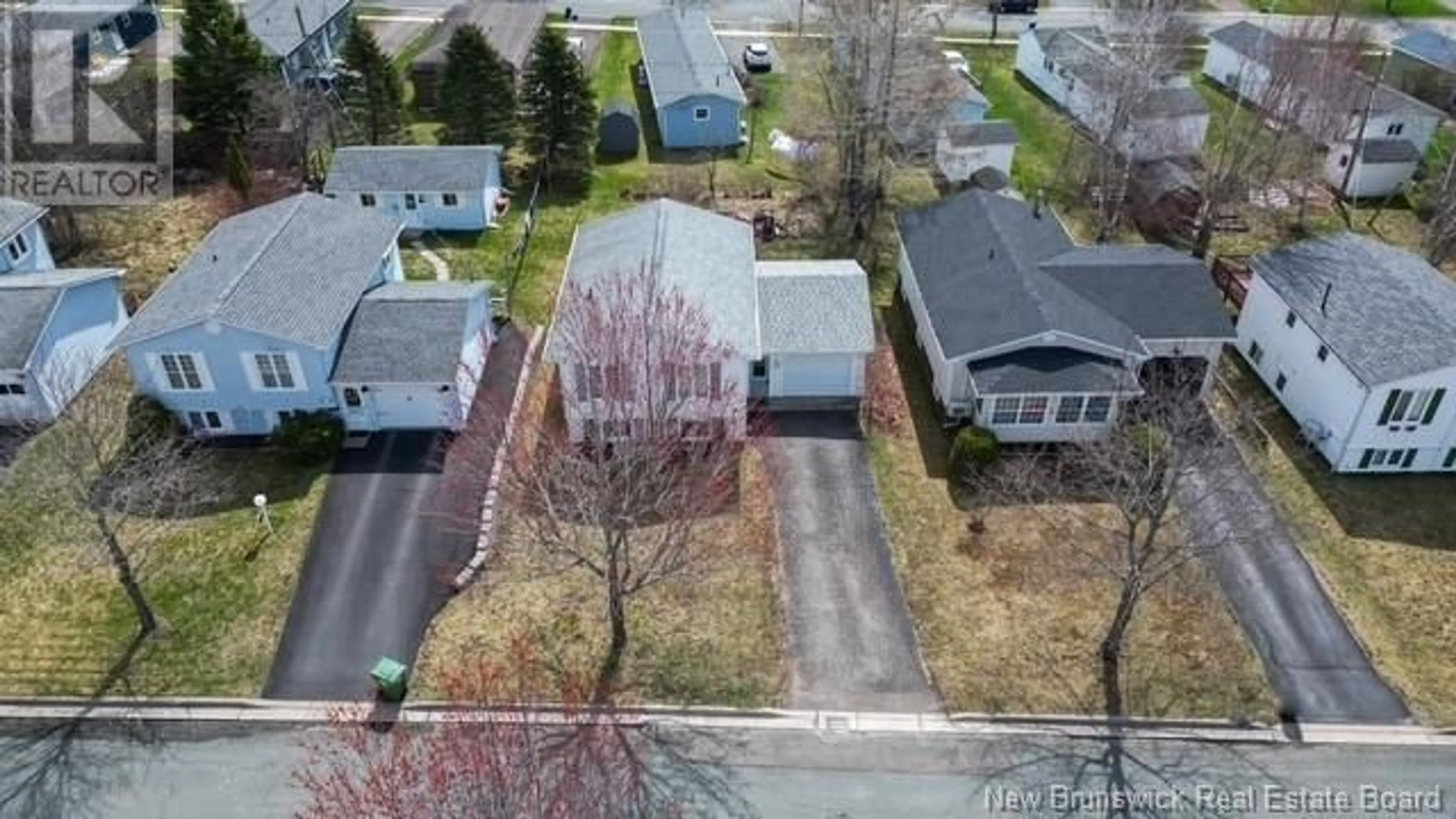 A pic from outside/outdoor area/front of a property/back of a property/a pic from drone, street for 38 KIMBERLY STREET, Fredericton New Brunswick E3G5V6